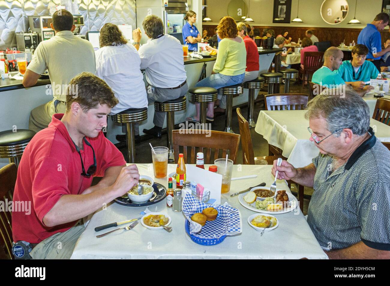 Huntsville Alabama,Blue Plate Cafe restaurant inside interior tables