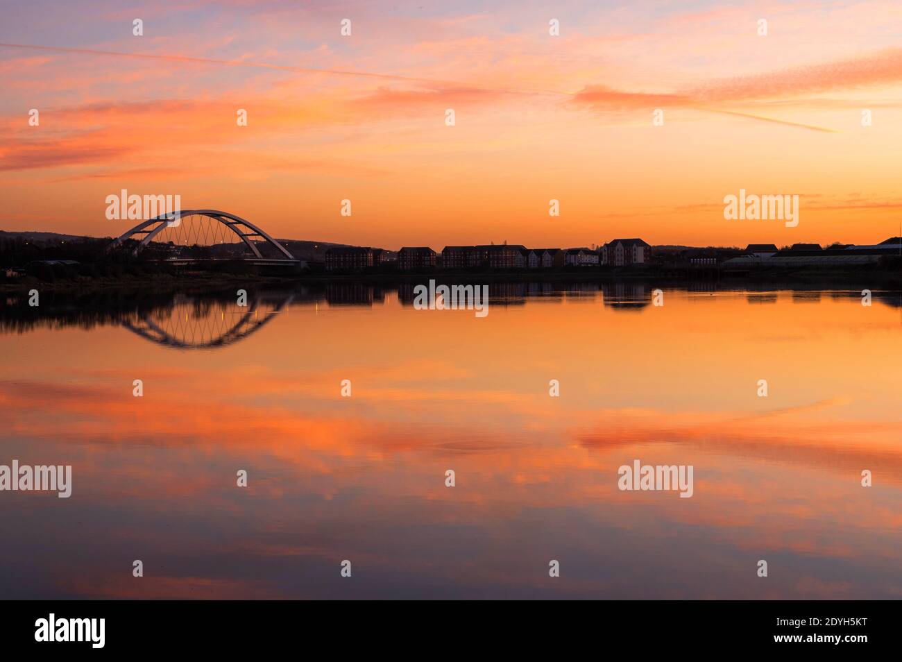 Newport docks hires stock photography and images Alamy