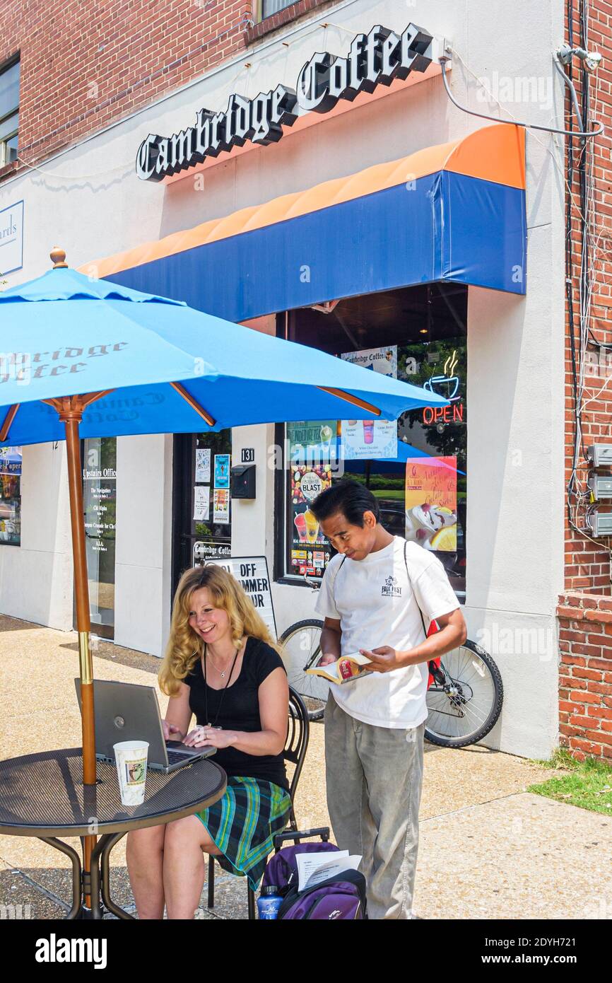 Alabama Auburn College Street Cambridge Coffee,barista student students