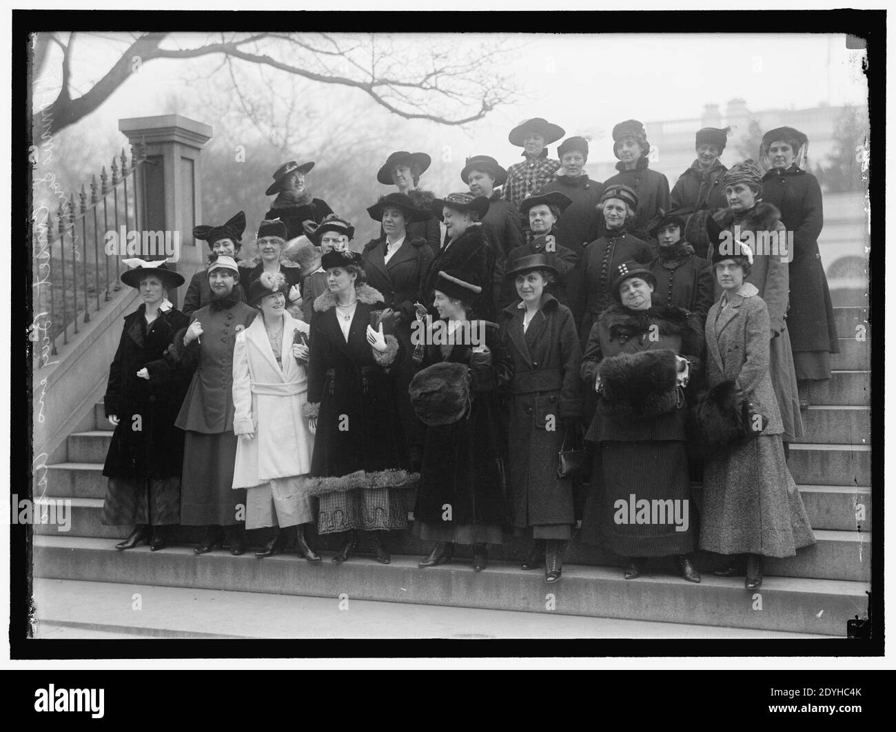 LABOR UNIONS. CORSET BUYERS ASSN. DELEGATION AT WHITE HOUSE Stock Photo