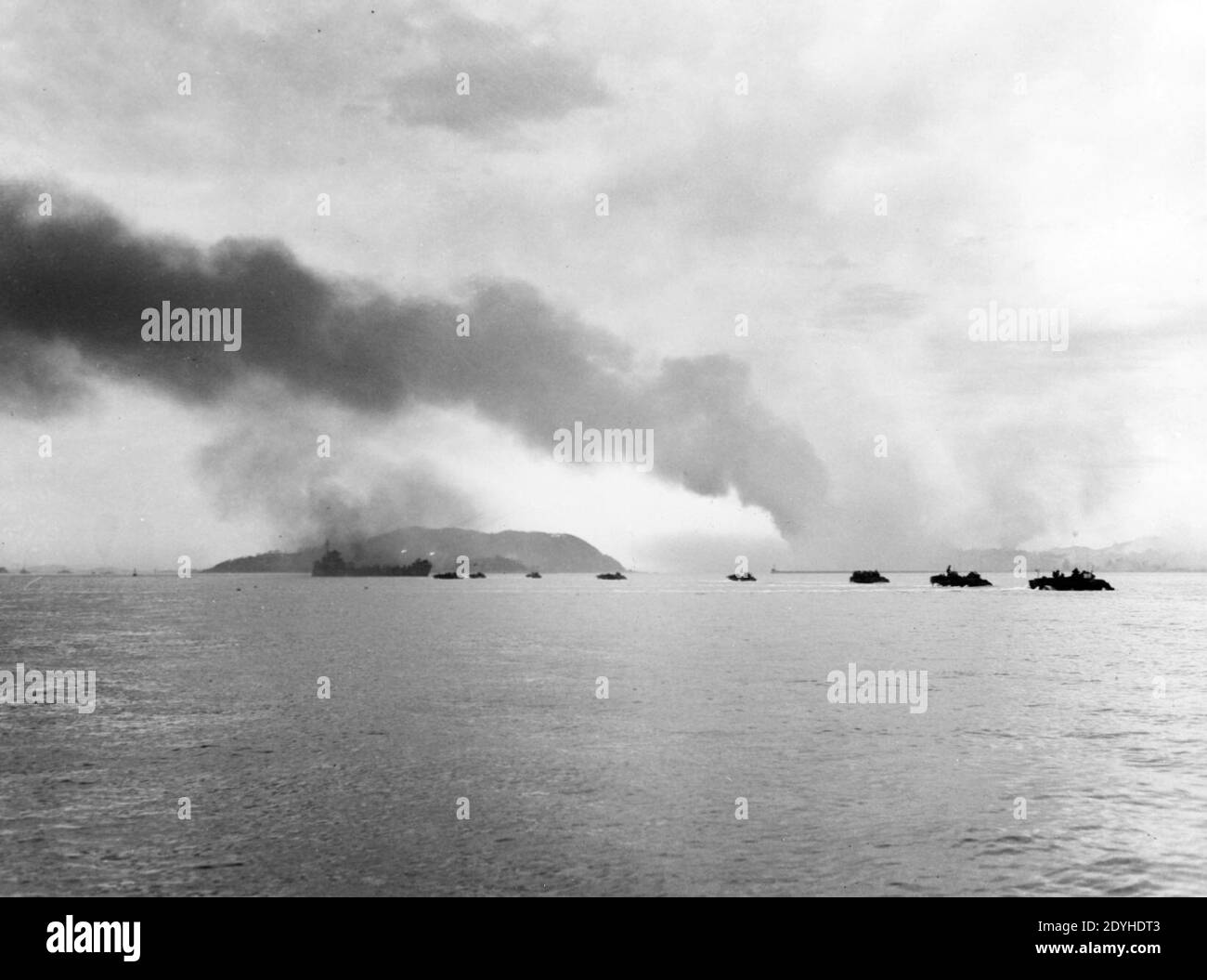 Landing craft and a LSMR off Inchon, Korea, 15 September 1950 (80-G-420024). Stock Photo