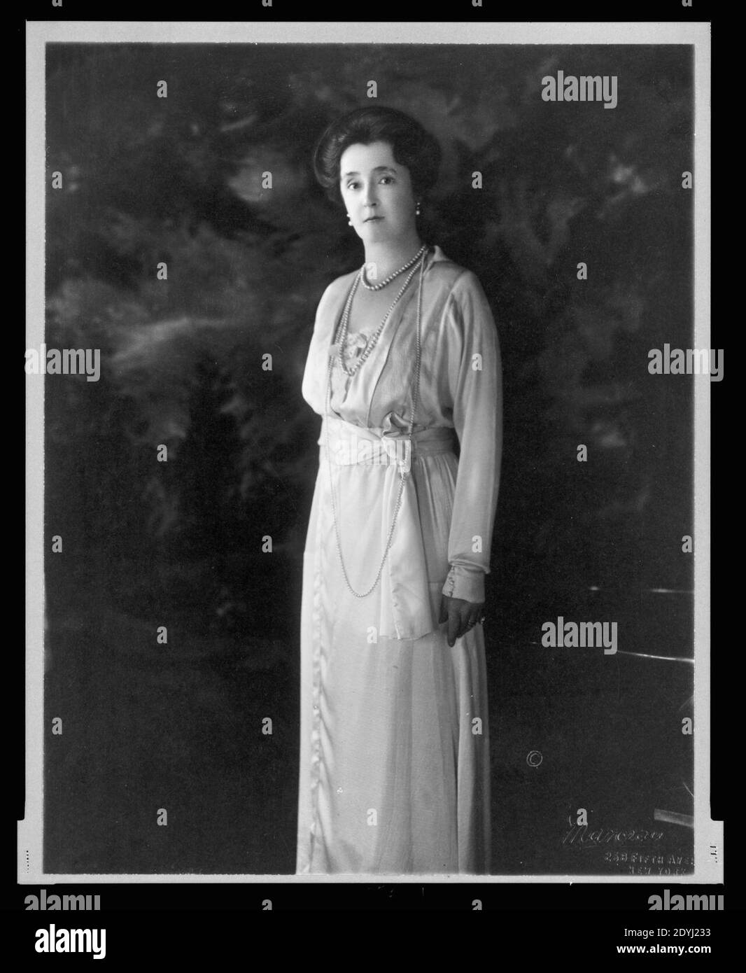 Lady Lucy Duff-Gordon, full-length portrait, standing, facing slightly left) - Marceau Stock Photo