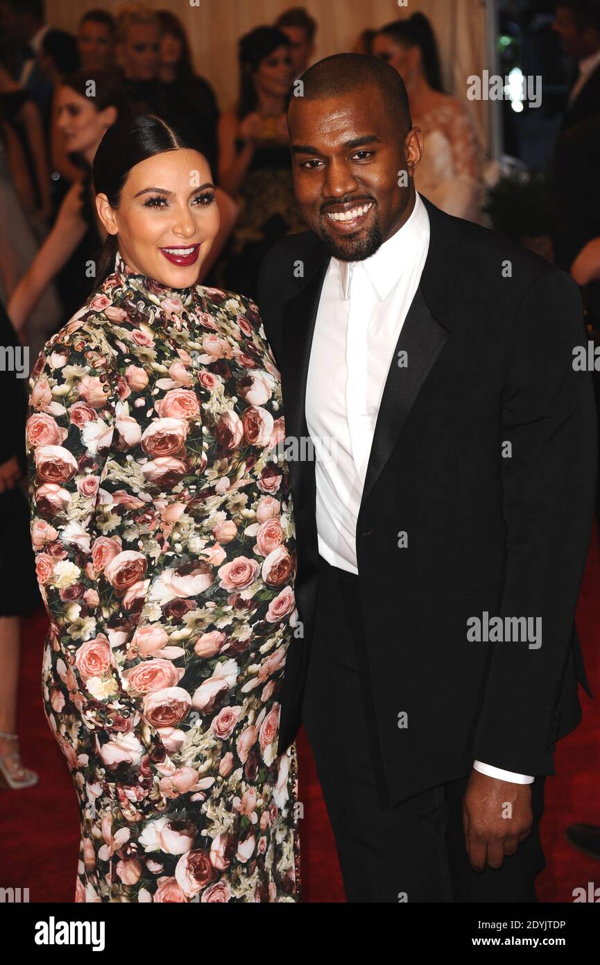 Kim kanye met gala hi-res stock photography and images - Alamy