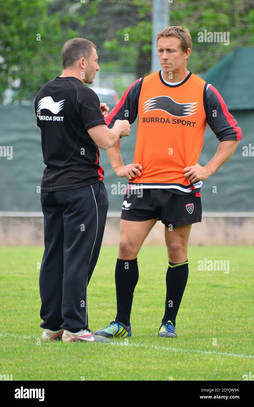 RCT's Pierre Mignoni and Jonny Wilkinson during a rugby training session at Berg Stadium in Toulon, France on May 7, 2013 before the HCup Final against ASM Clermont on May 18 in Dublin. Photo by Felix Golesi/ABACAPRESS.COM Stock Photo