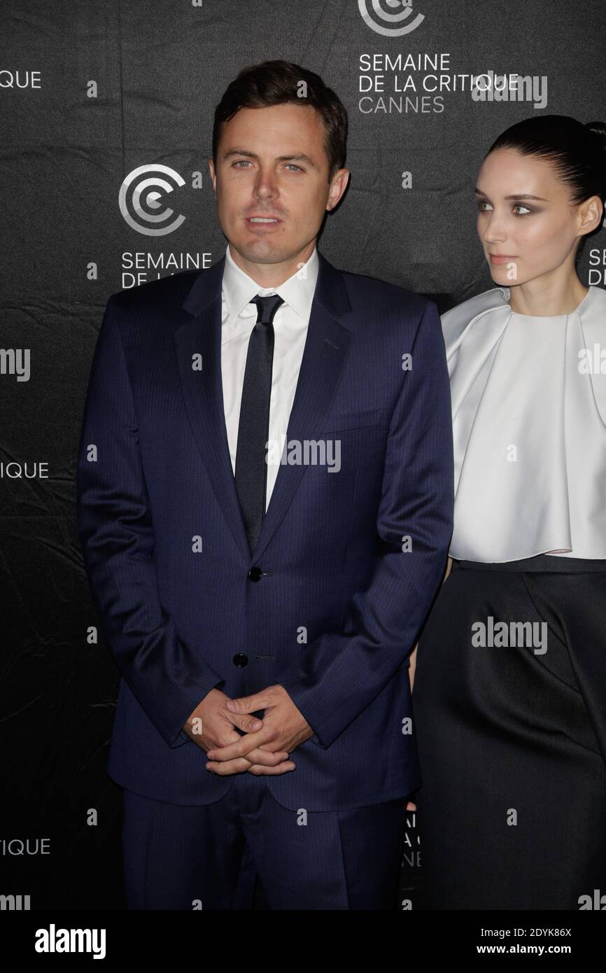 Casey Affleck and Rooney Mara attending a photocall for the film Ain't Them Bodies Saints as part of the 66th annual Cannes International Film Festival in Cannes, France on May 18, 2013. Photo by Jerome domine/ABACAPRESS.COM Stock Photo