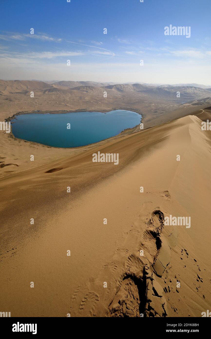 full-nuoertu-lake-view-from-western-megadune-badain-jaran-desert-inner
