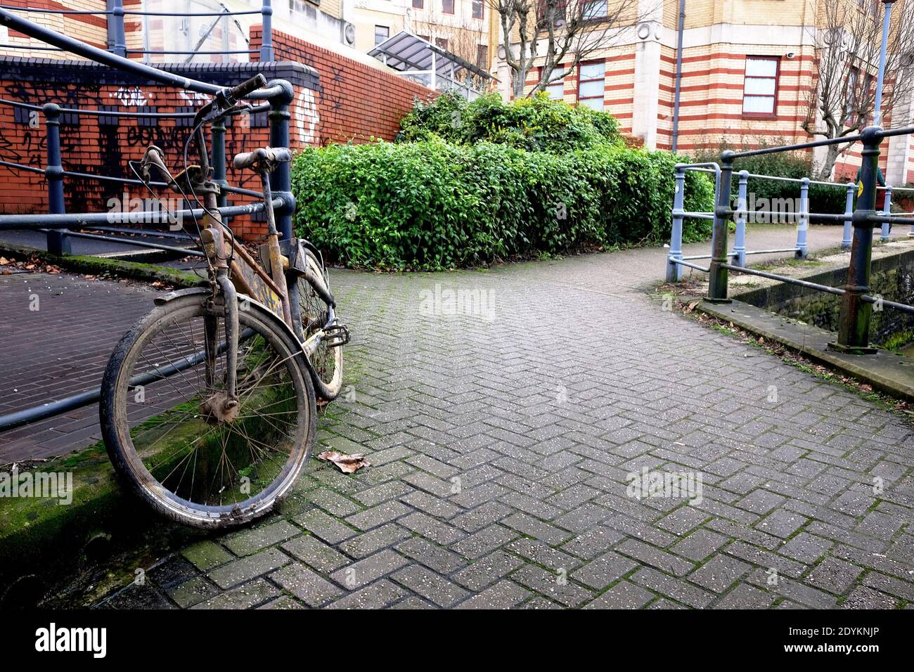December 2020 - An old bike rescued from the river in Central Bristol Stock Photo