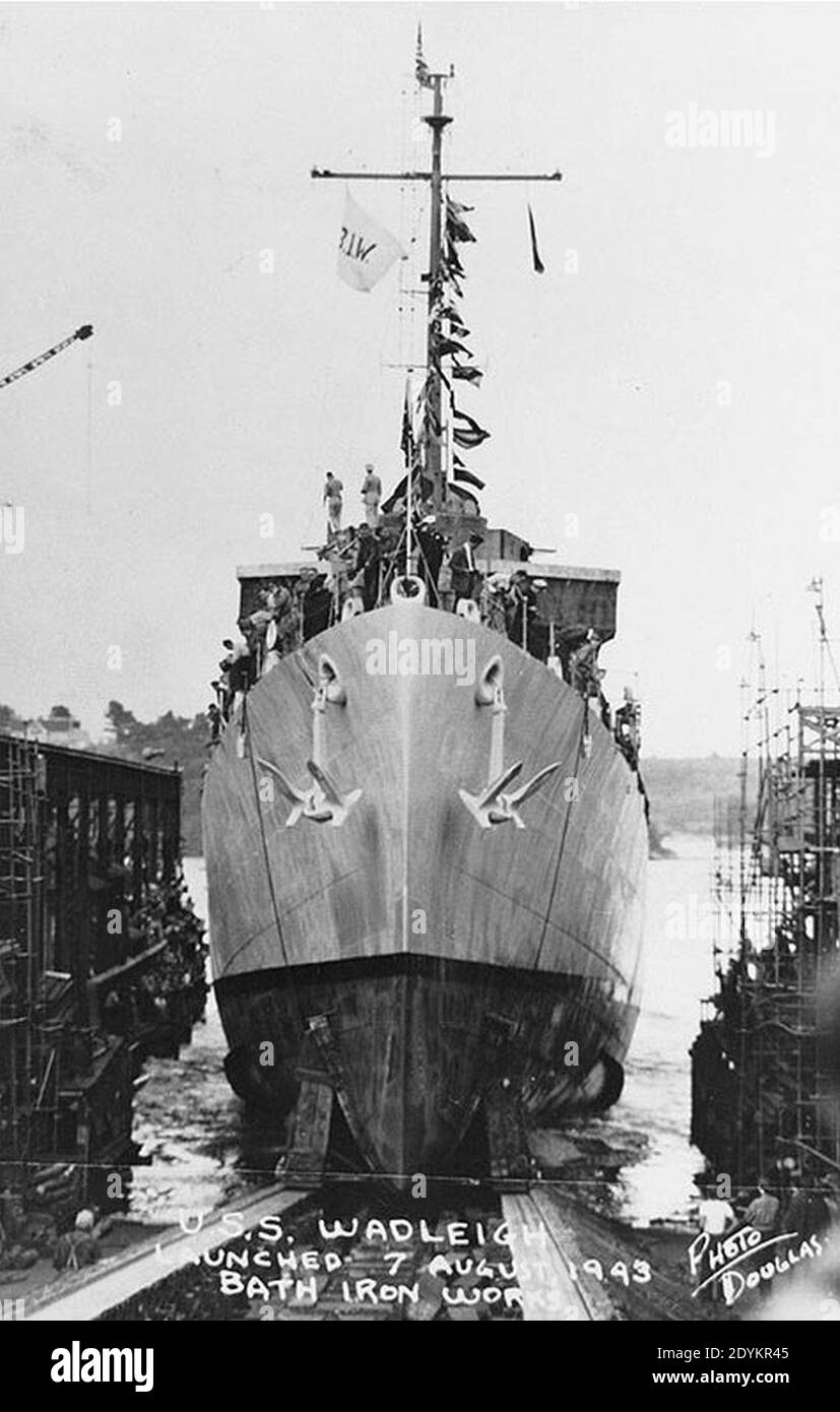 Launch of USS Wadleigh (DD-689) at Bath Iron Works, Maine (USA), on 7 August 1943 (NH 68208). Stock Photo