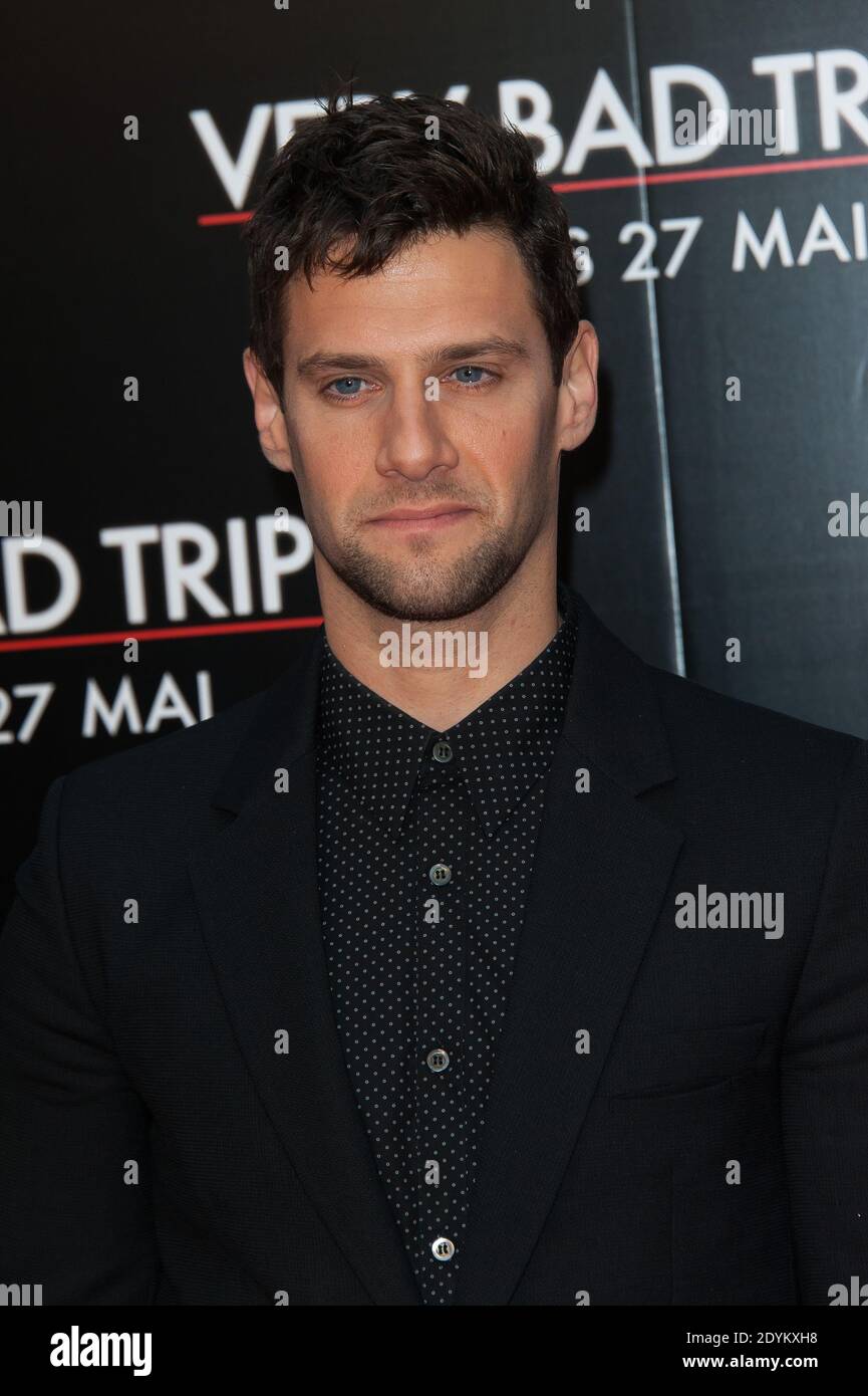 Justin Bartha attending the French premiere of the film The Hangover