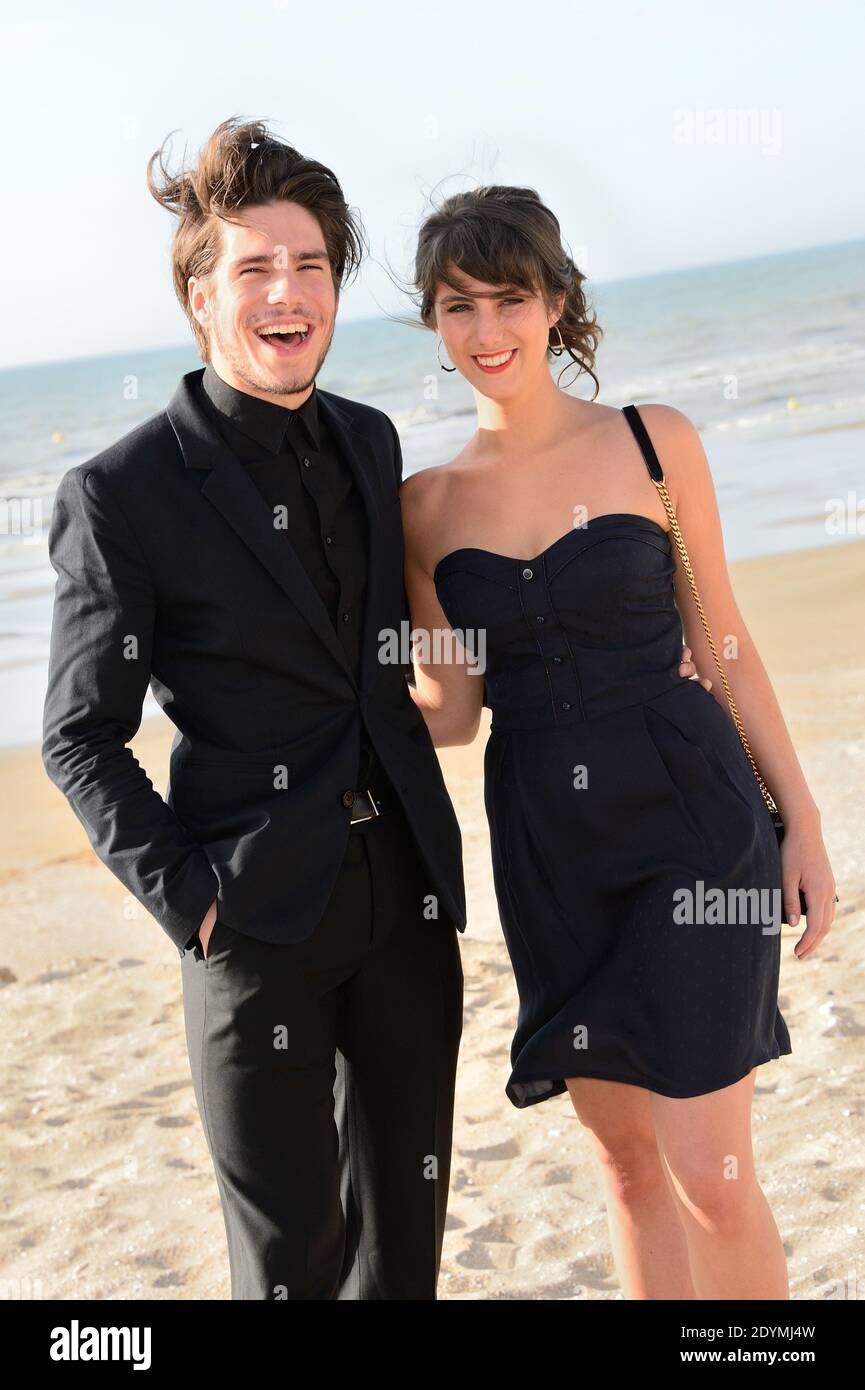 Francois Civil and girlfriend pose during the 27th Cabourg Romantic Film  Festival in Cabourg, France on June 15, 2013. Photo by Nicolas  Briquet/ Stock Photo - Alamy