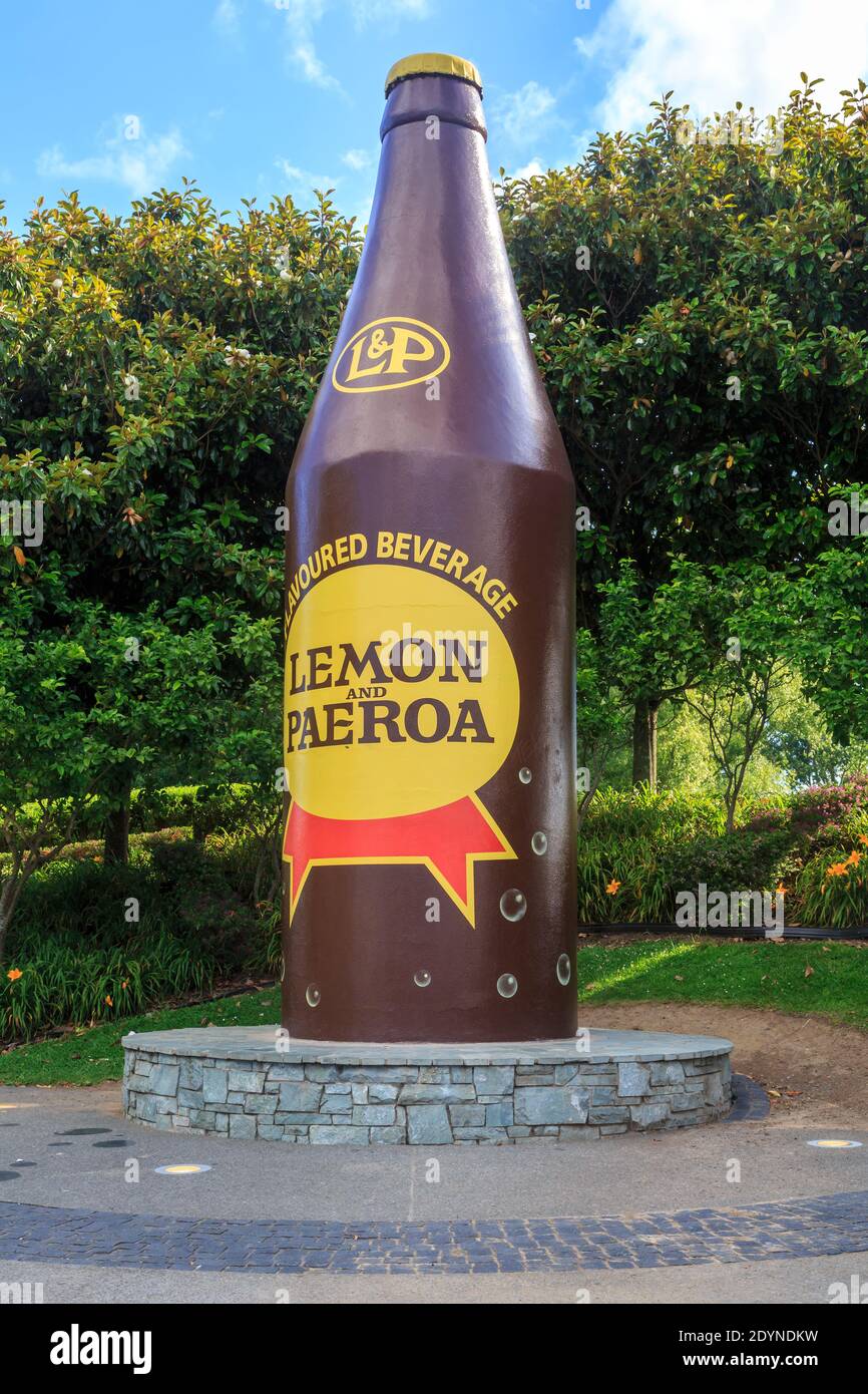 The giant Lemon & Paeroa bottle in Paeroa, New Zealand. A tourist attraction and a tribute to the soft drink that put the town on the map Stock Photo