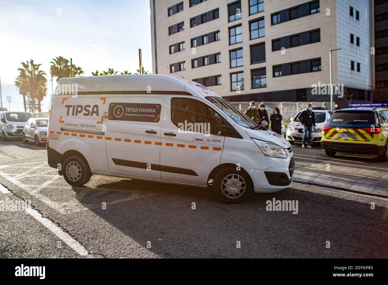 Pfizer Vehicles Blood Bank Vehicle High Resolution Stock Photography and Images - Alamy