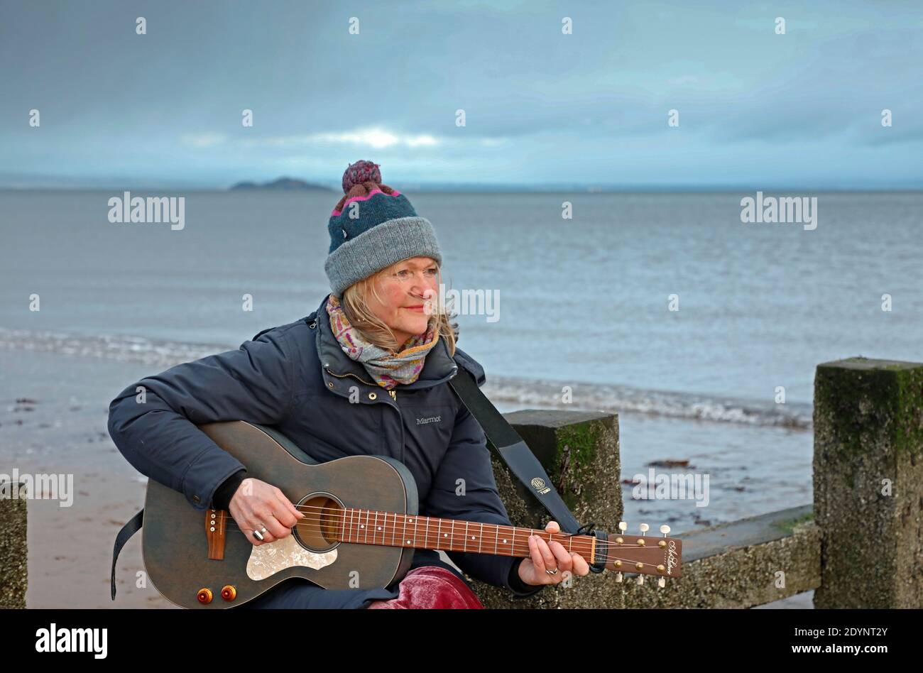 Mellow jazz hi-res stock photography and images - Alamy