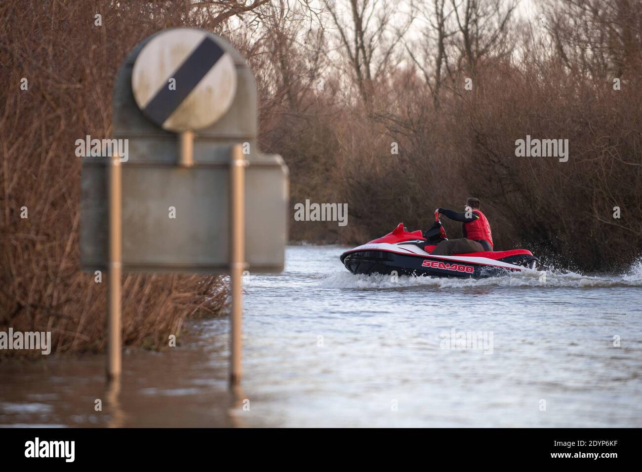 Jet ski norfolk uk hires stock photography and images Alamy