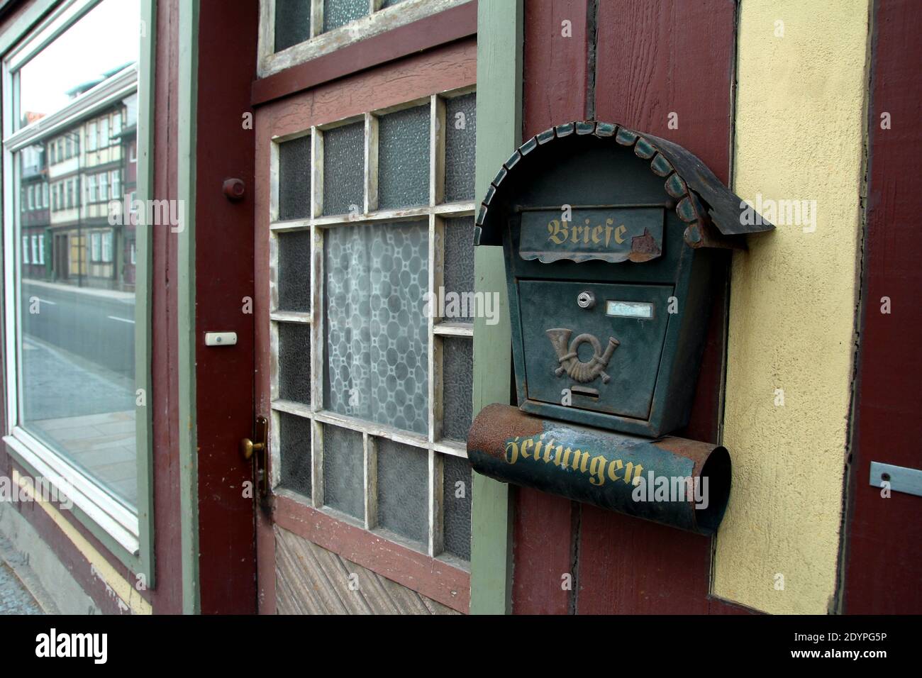 Vintage inbox hi-res stock photography and images - Alamy