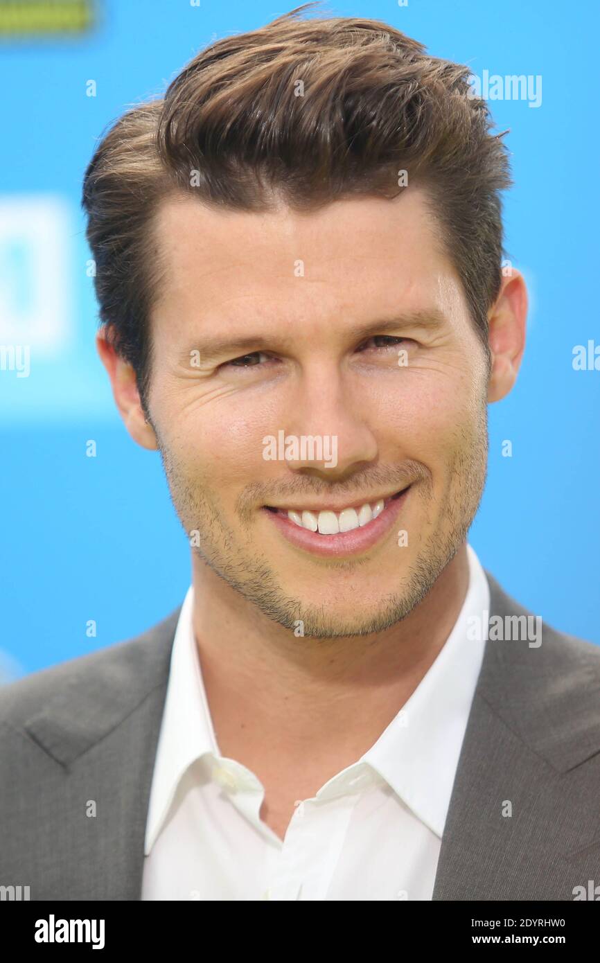 Jason Dundas arrives to the 2013 Do Something Awards held at the Avalon in Hollywood, Los Angeles, CA, USA on July 31, 2013. Photo by Krista Kennell/ABACAPRESS.COM Stock Photo