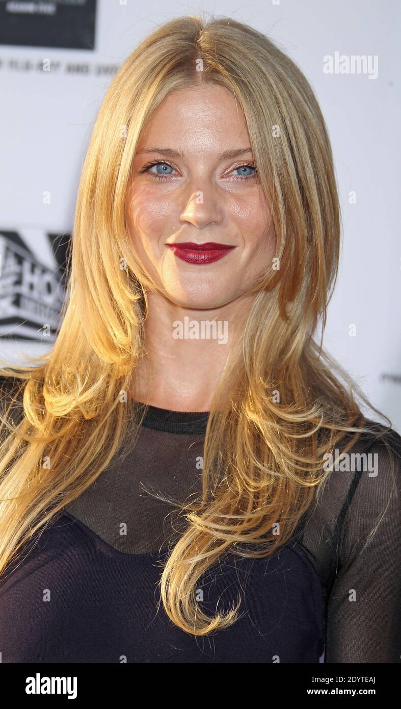 Winter Ave Zoli Sons Of Anarchy