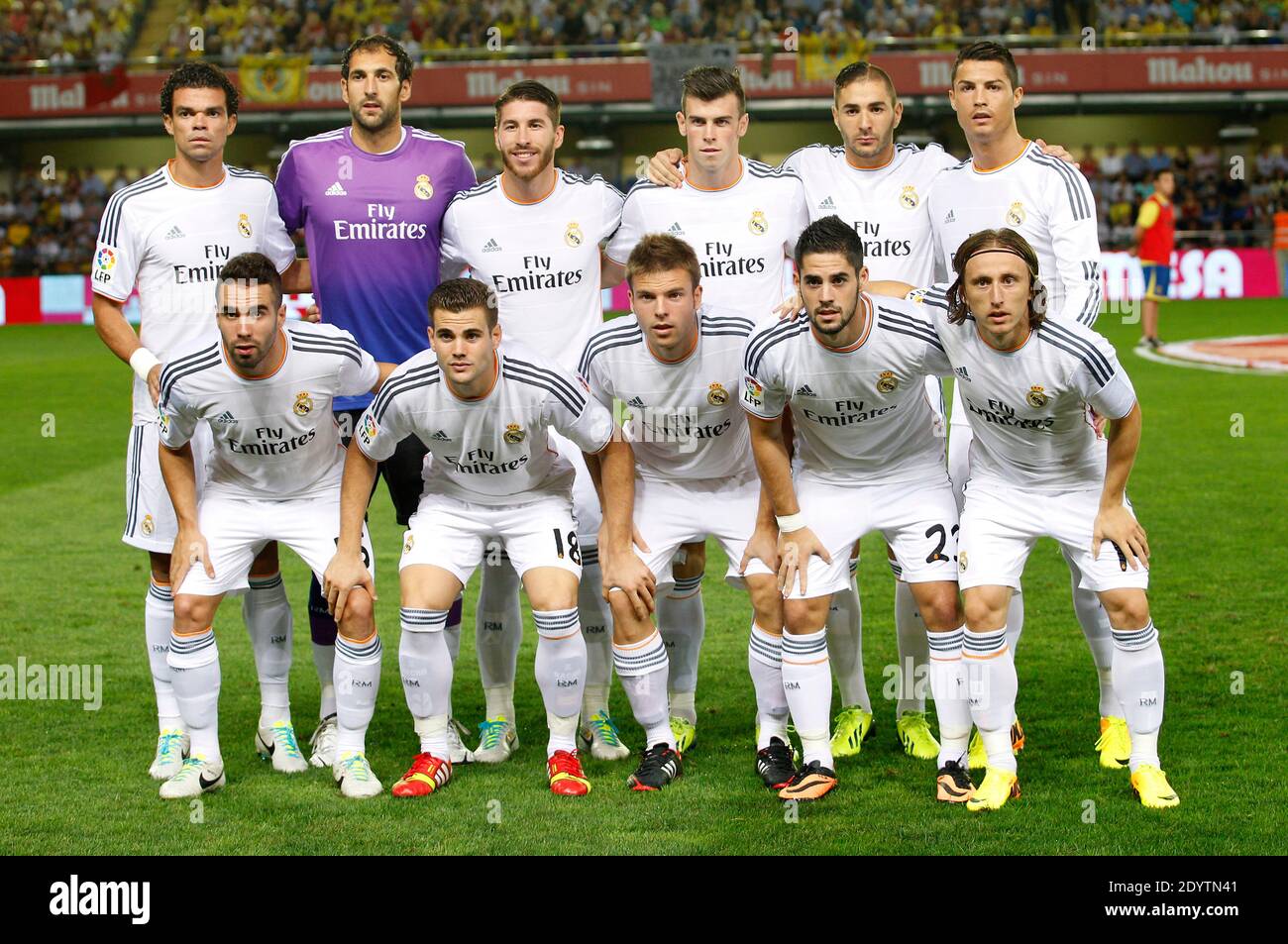 Real Madrid team group during the Spanish La Liga, Real Madrid Vs  Villarreal FC at Santiago Bernabeu stadium in Madrid, Spain on September  14, 2013. Photo by Giuliano Bevilacqua/ABACAPRESS.COM Stock Photo -