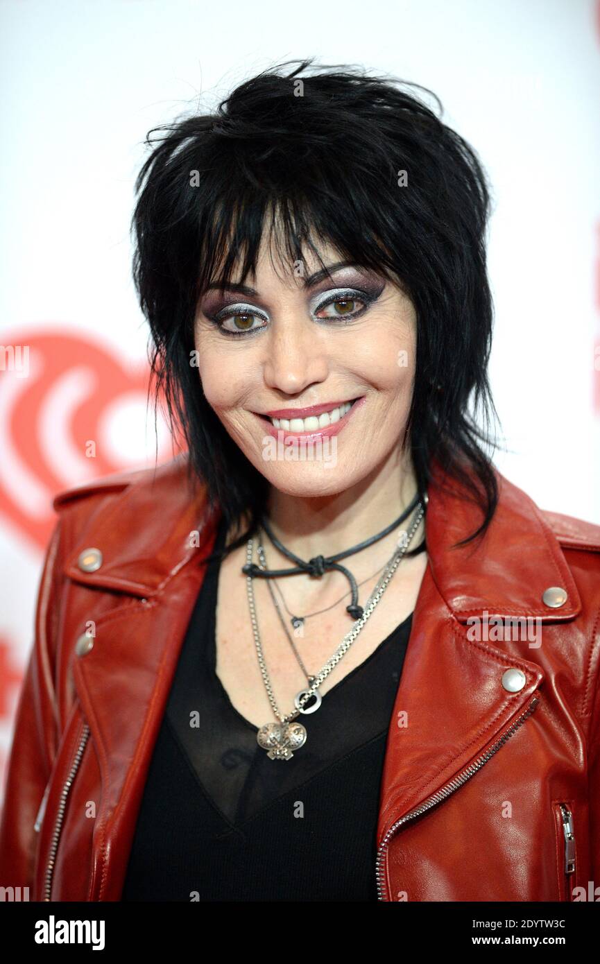 Joan Jett 1978 - How Old Is Joan Jett? Rock Legend's Age & Timeless Cool