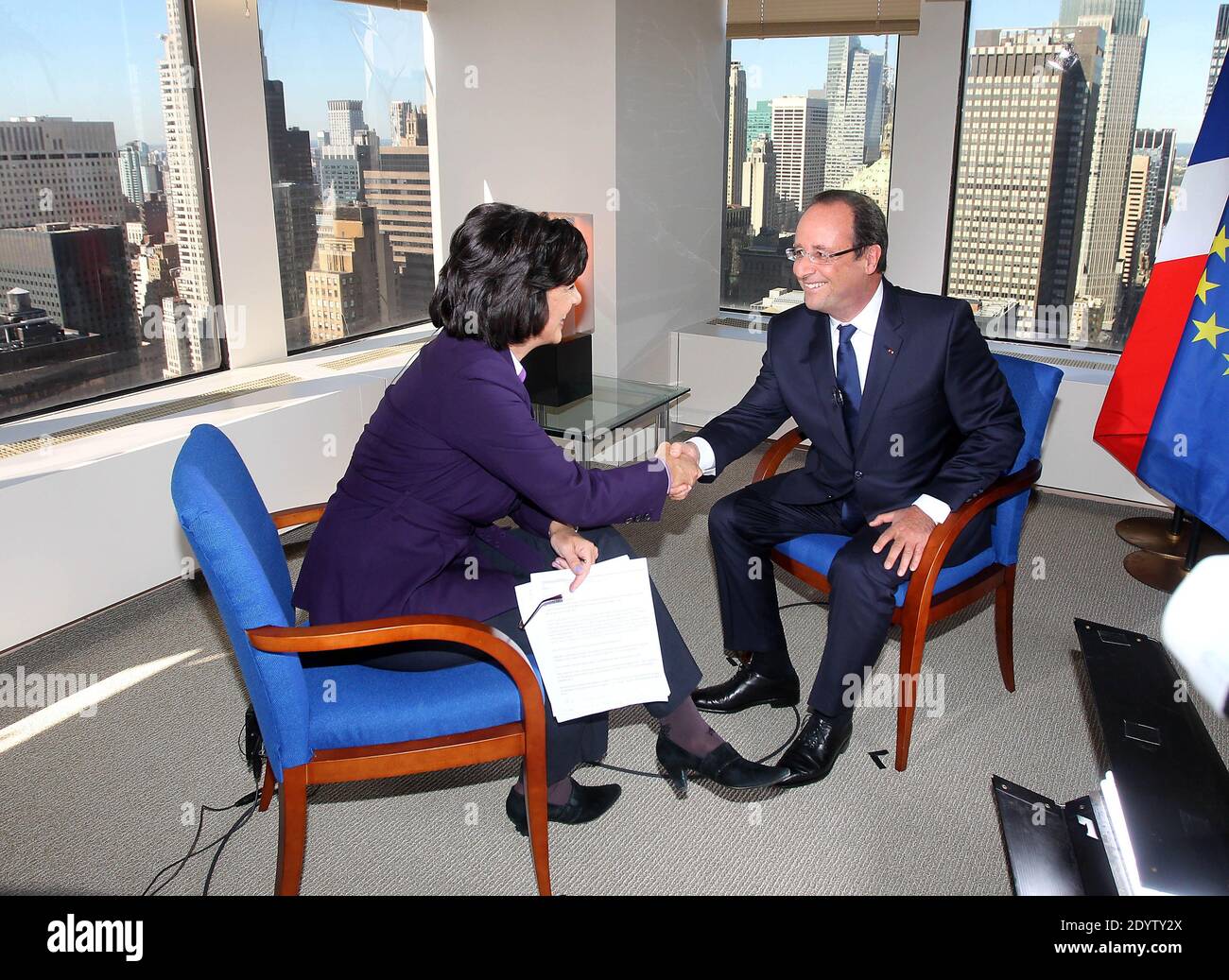 French President Francois Hollande meets with CNN Chief International Correspondent Christiane Amanpour for an interview at the Permanent Mission of France to the United Nations during the 68th session of the UN General Assembly in New York City, NY, USA on September 24, 2013. Photo by Charles Guerin/ABACAPRESS.COM Stock Photo