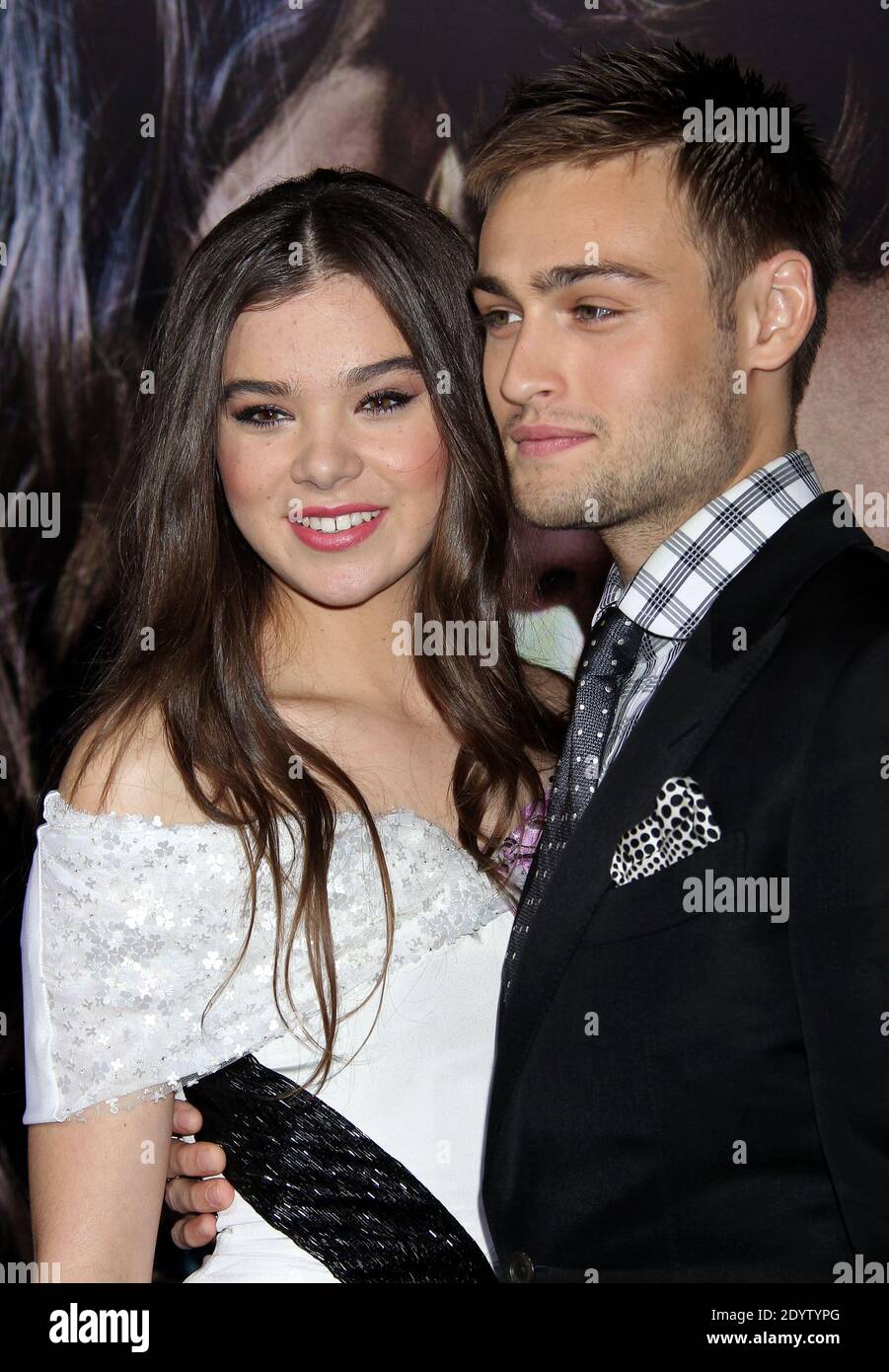 Hailee Steinfeld, Douglas Booth, Relativity's film premiere for Romeo & Juliet at the Arclight Theatre in Hollywood, Los Angeles, CA, USA. September 24, 2013 (Hailee Steinfeld, Douglas Booth) Photo by Baxter/ABACAPRESS.COM Stock Photo