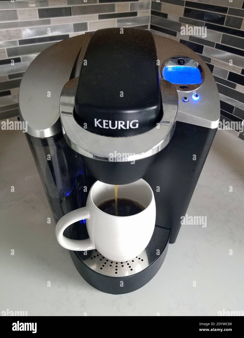 Keurig coffee maker hi res stock photography and images Alamy