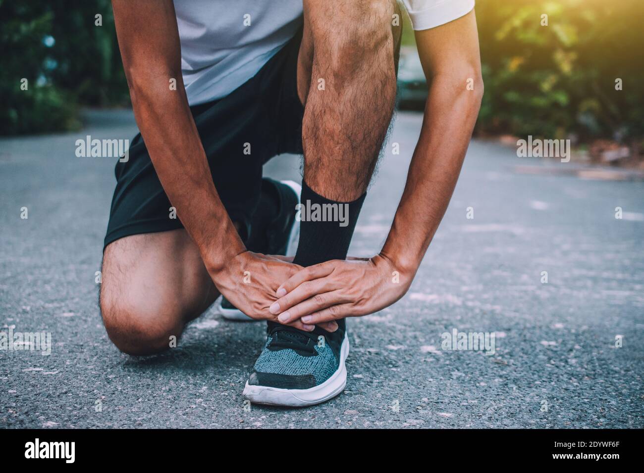 Runner injured in the foot while jogging space patella sore on road