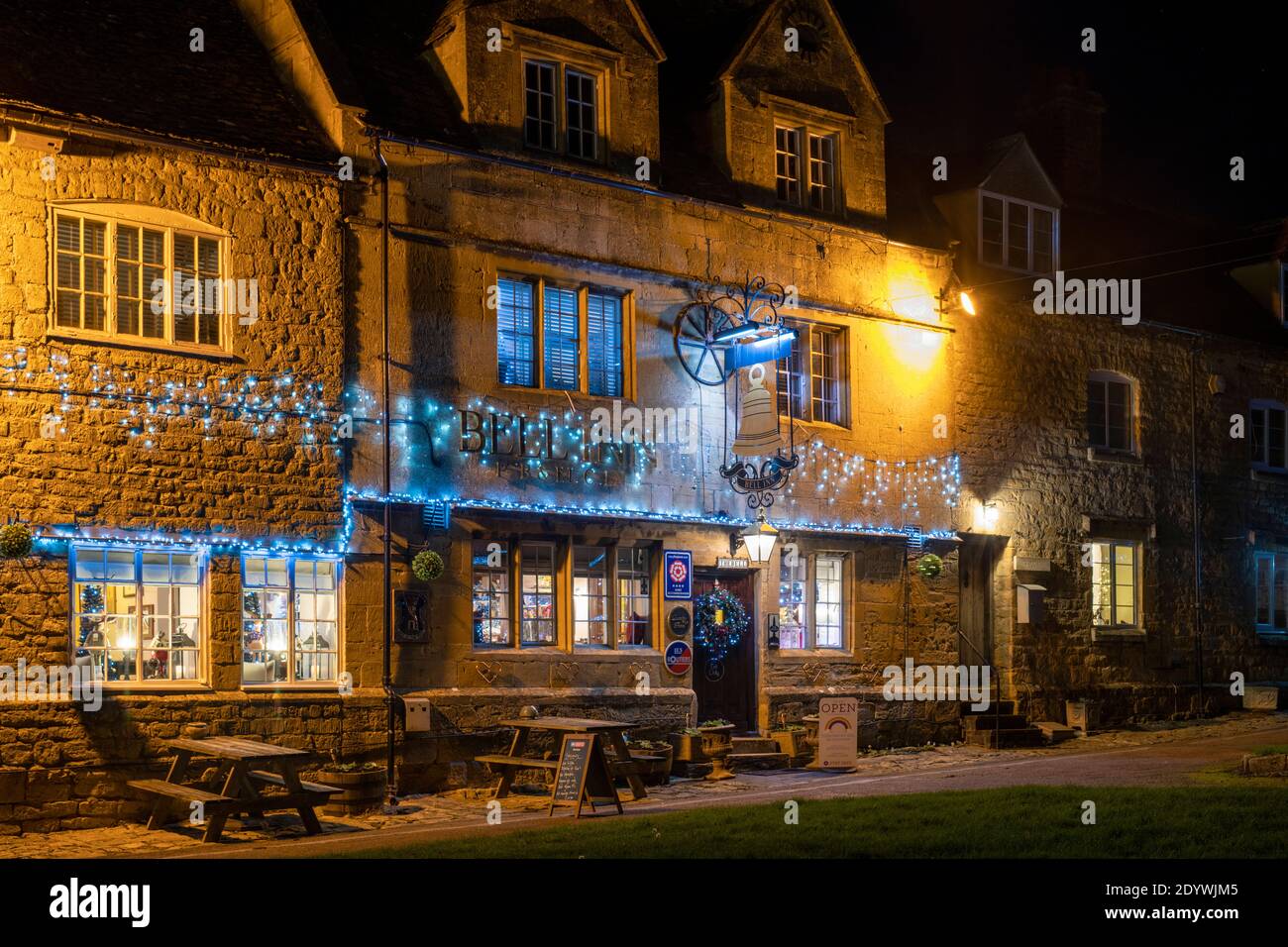 Christmas decorations and lights outside the Bell inn at night