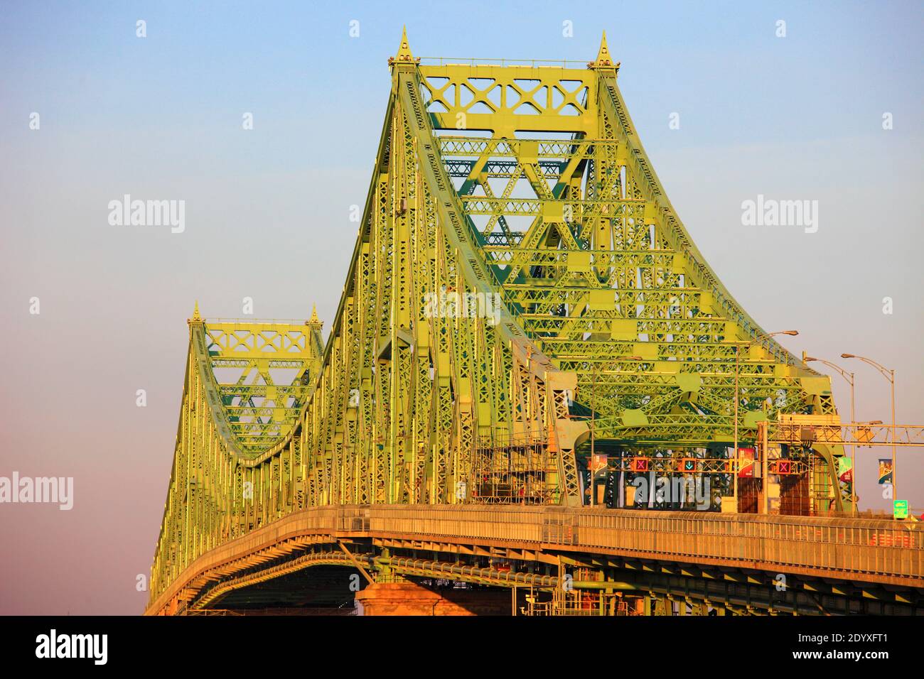 Canada, Quebec, Montreal,  Jacques-Cartier Bridge, Stock Photo