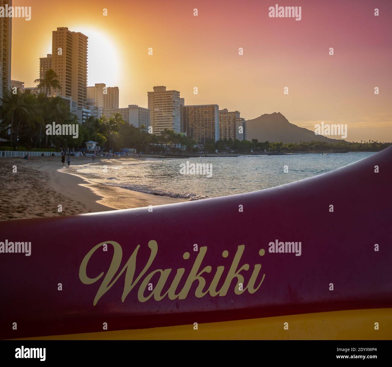 Sunrise on waikiki beach hi-res stock photography and images - Alamy