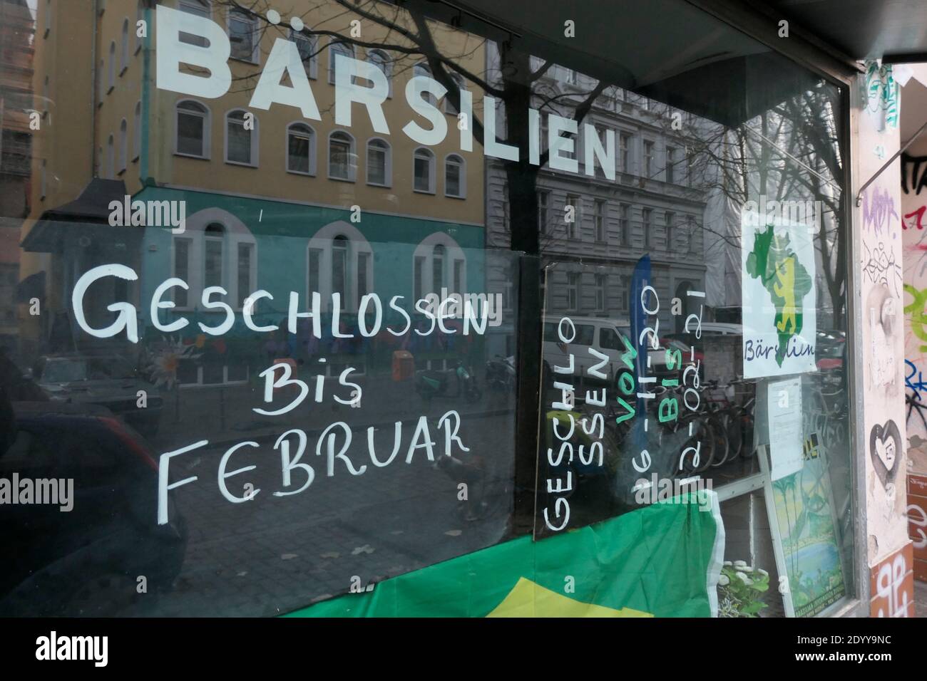 Lockdown Berlin während der Corona-Pandemie, Geschlossene Bar, Kreuzberg, Baersilien, Kreuzberg, Berlin Stock Photo