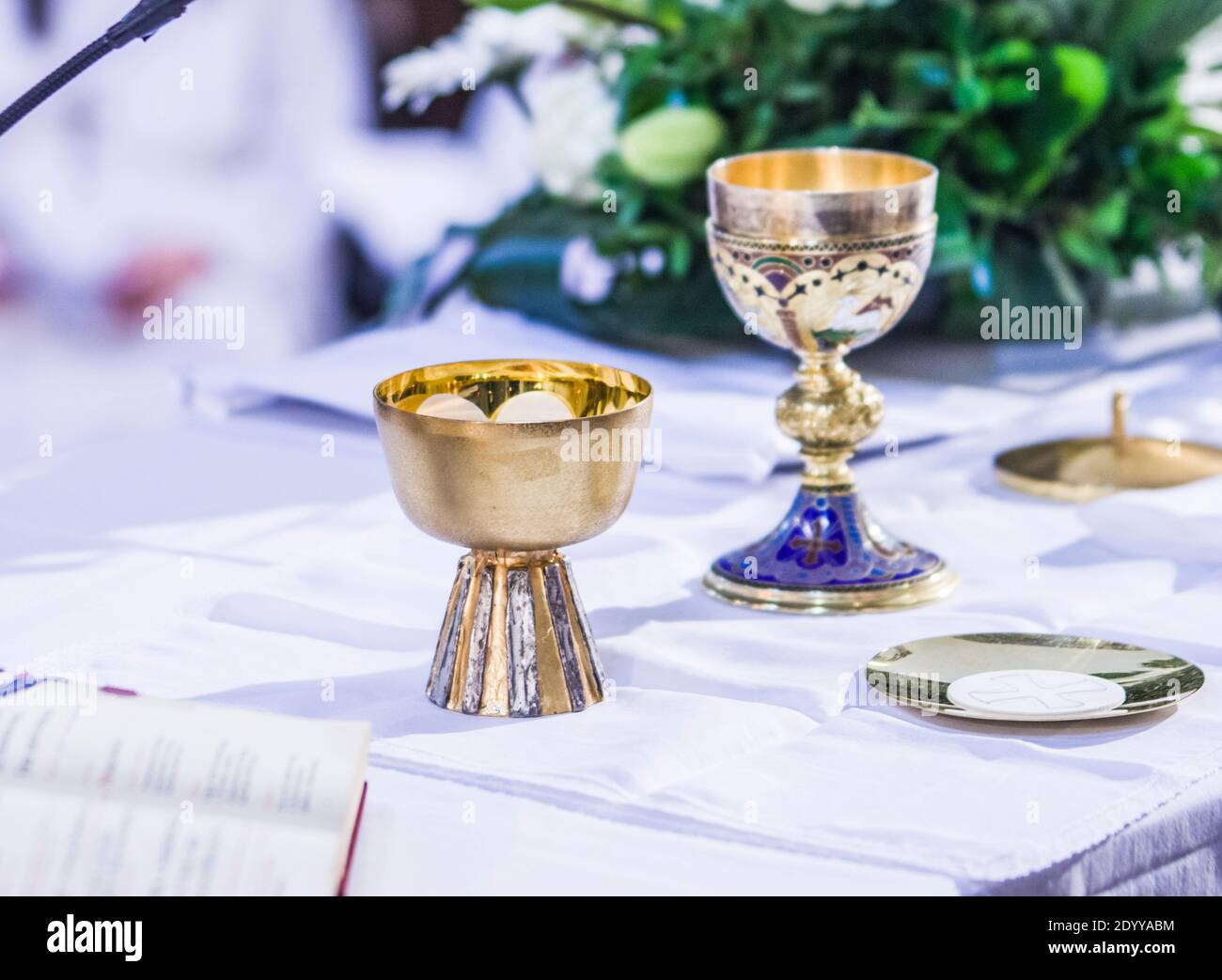 altar with consecrated host that the body of jesus christ and