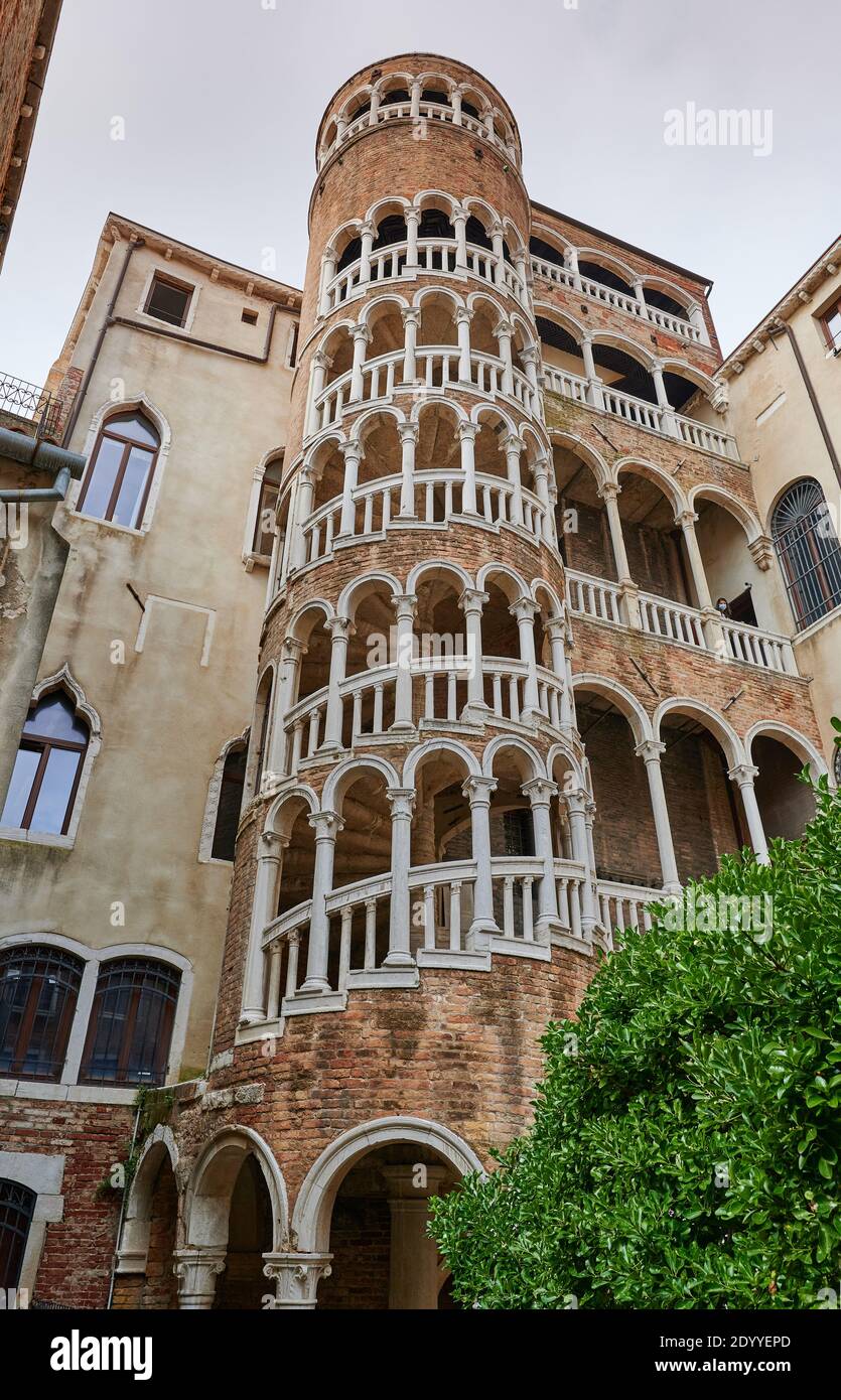 Scala del Bovolo, External spiral staircase of Palazzo Contarini del