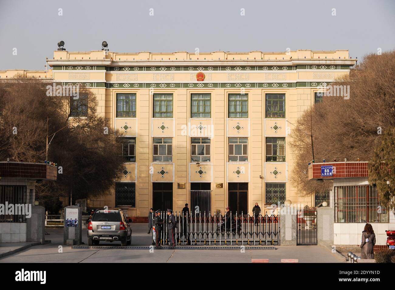 CHINA, autonomous province Xinjiang , city Kashgar where turkic uyghur people are living, local authority and police building in Renmin E Road / CHINA, autonome Provinz Xinjiang , Kashgar, in Xinjiang lebt das Turkvolk der Uiguren, Verwaltungsgebäude der Regierung Stock Photo