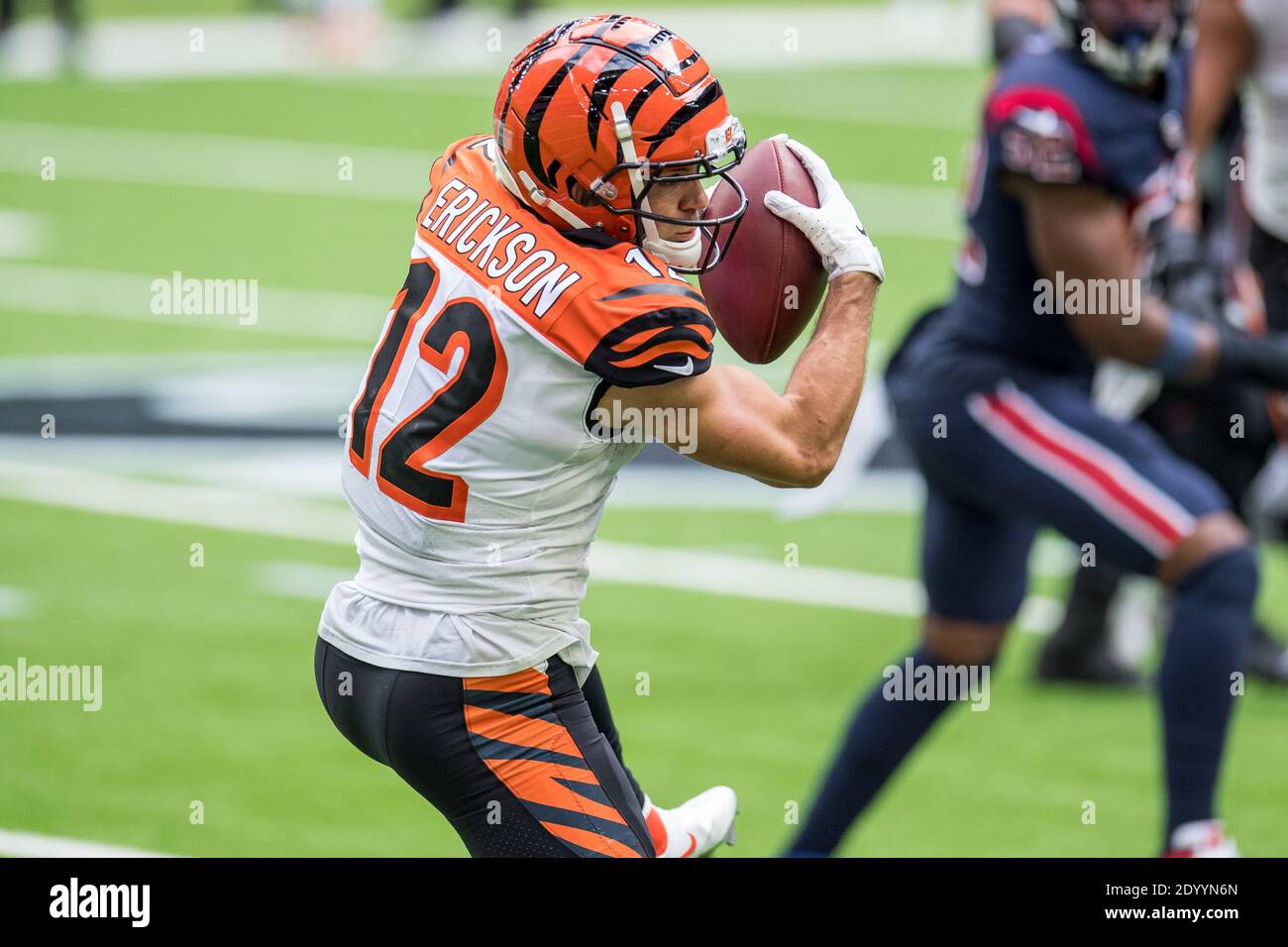 Houston, TX, USA. 27th Dec, 2020. Cincinnati Bengals wide receiver Alex Erickson (12) makes a catch during the 4th quarter of an NFL football game between the Cincinnati Bengals and the Houston Texans at NRG Stadium in Houston, TX. The Bengals won the game 37 to 31.Trask Smith/CSM/Alamy Live News Stock Photo