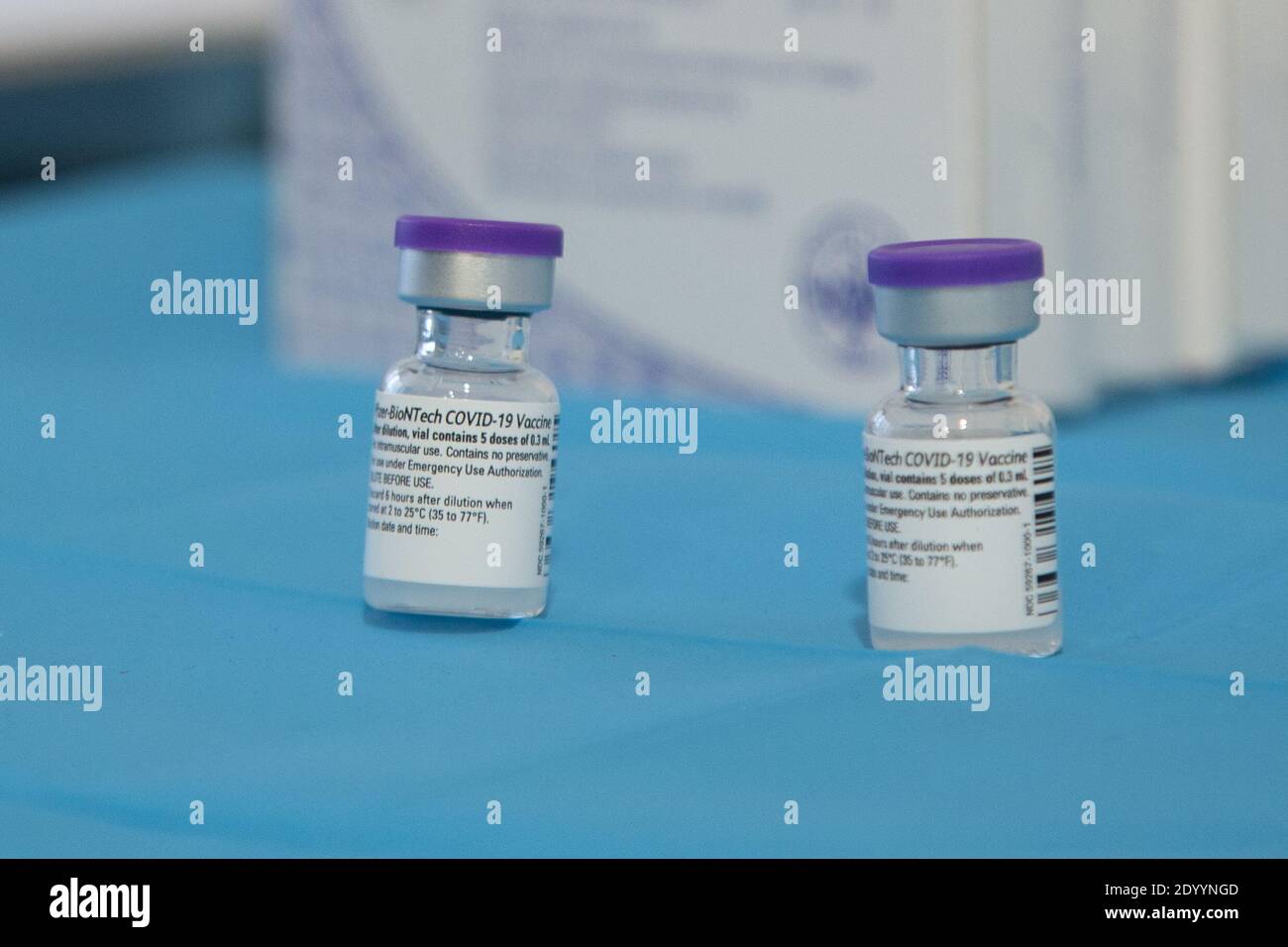 Mrna production hi-res stock photography and images - Alamy