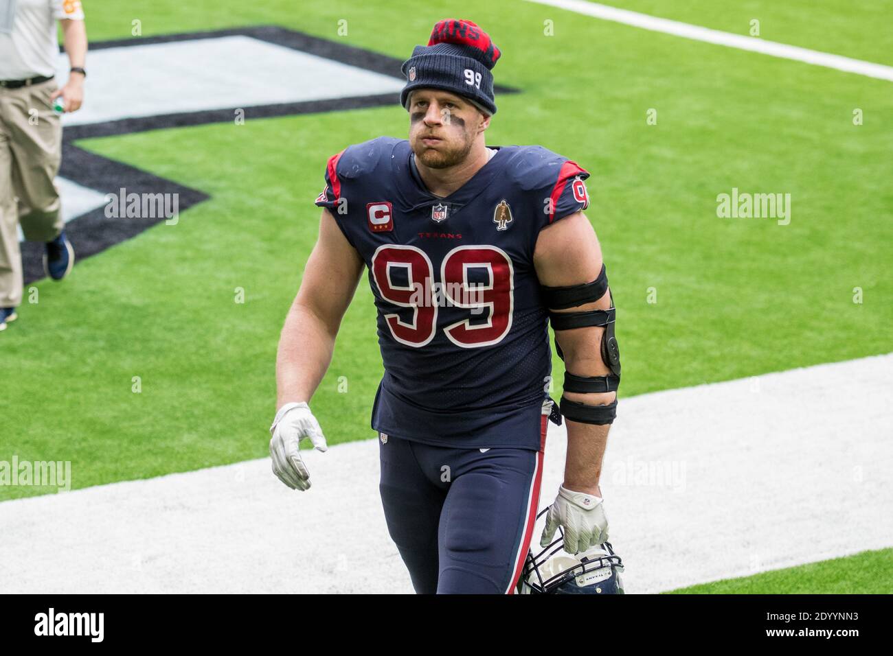 Should Cincinnati Bengals call J.J. Watt?