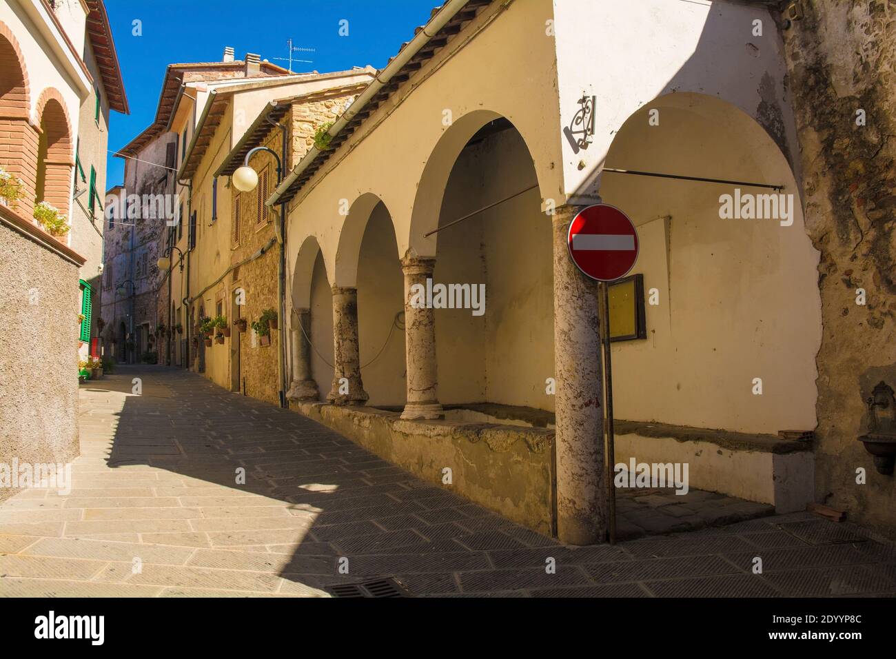Batignano hi-res stock photography and images - Alamy