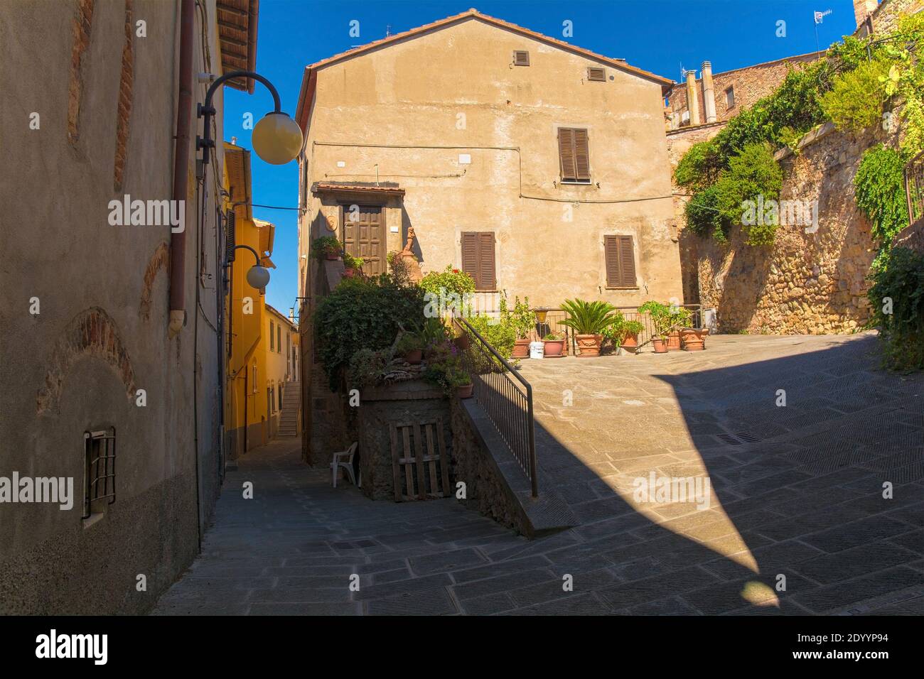 Batignano hi-res stock photography and images - Alamy