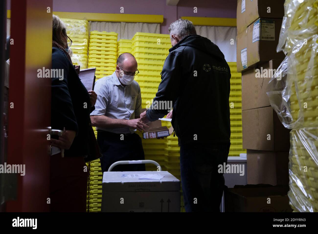 Mons, Belgium. 28th Dec 2020. First day of the vaccination campaign against COVID-19 at La Bonne Maison de Bouzanton care home in Mons, Belgium on  Dec. 28, 2020. Credit: ALEXANDROS MICHAILIDIS/Alamy Live News Stock Photo