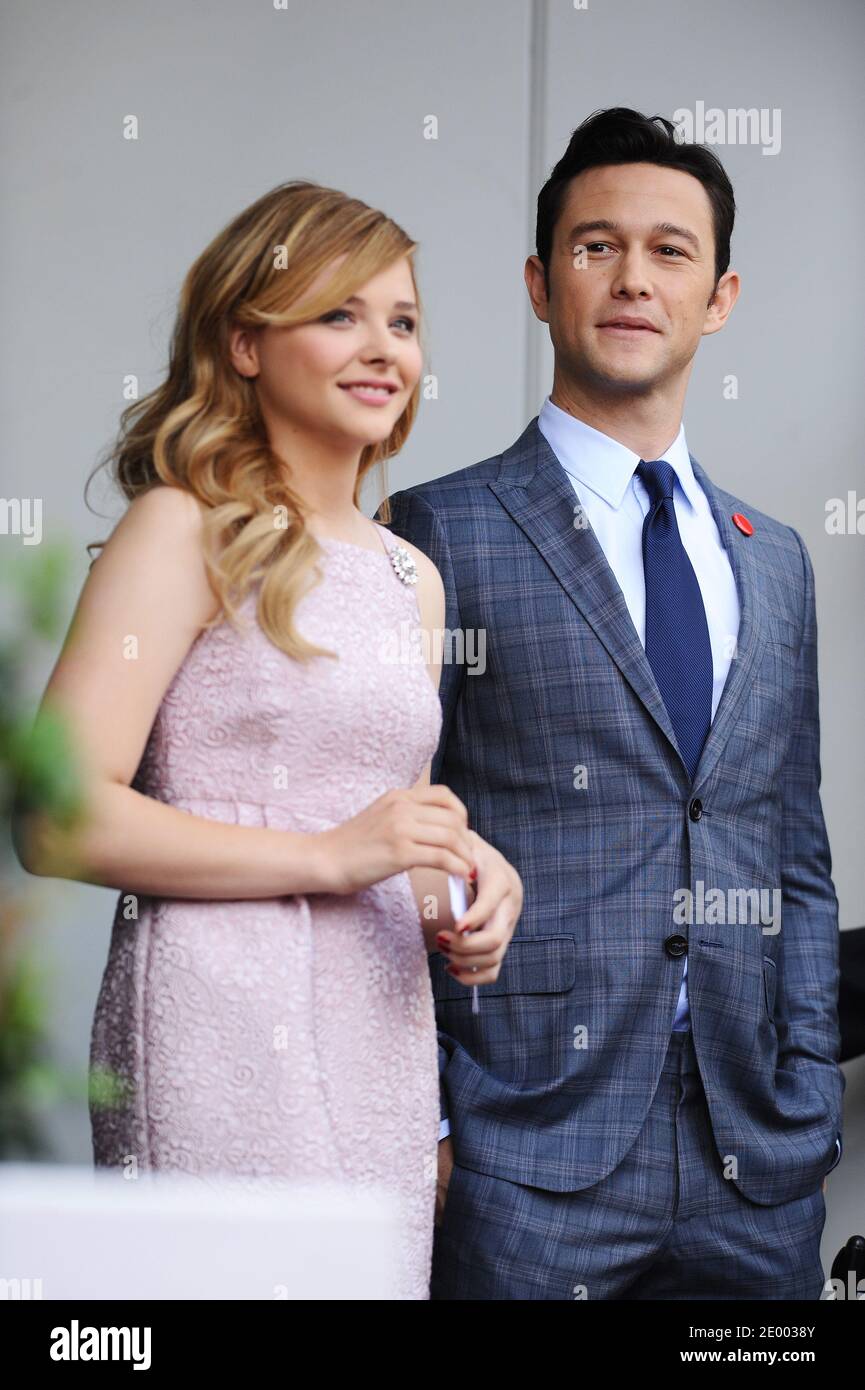 Chloe Grace Moretz and Joseph Gordon Levitt attend the ceremony honoring Julianne Moore with a star on the Hollywood Walk of Fame in Los Angeles, CA, USA, on October 3, 2013. Photo by Lionel Hahn/ABACAPRESS.COM Stock Photo