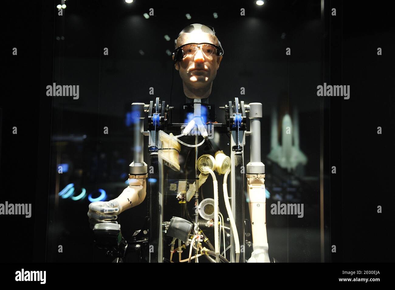A first-ever walking, talking bionic man stands on display at the Smithsonian National Air and Space Museum in Washington, DC, USA, on Thursday, October 18, 2013. The model is a 6-foot-tall robot built entirely from bionic body parts and implantable synthetic organs.Photo by Olivier Douliery/ABACAPRESS.COM Stock Photo