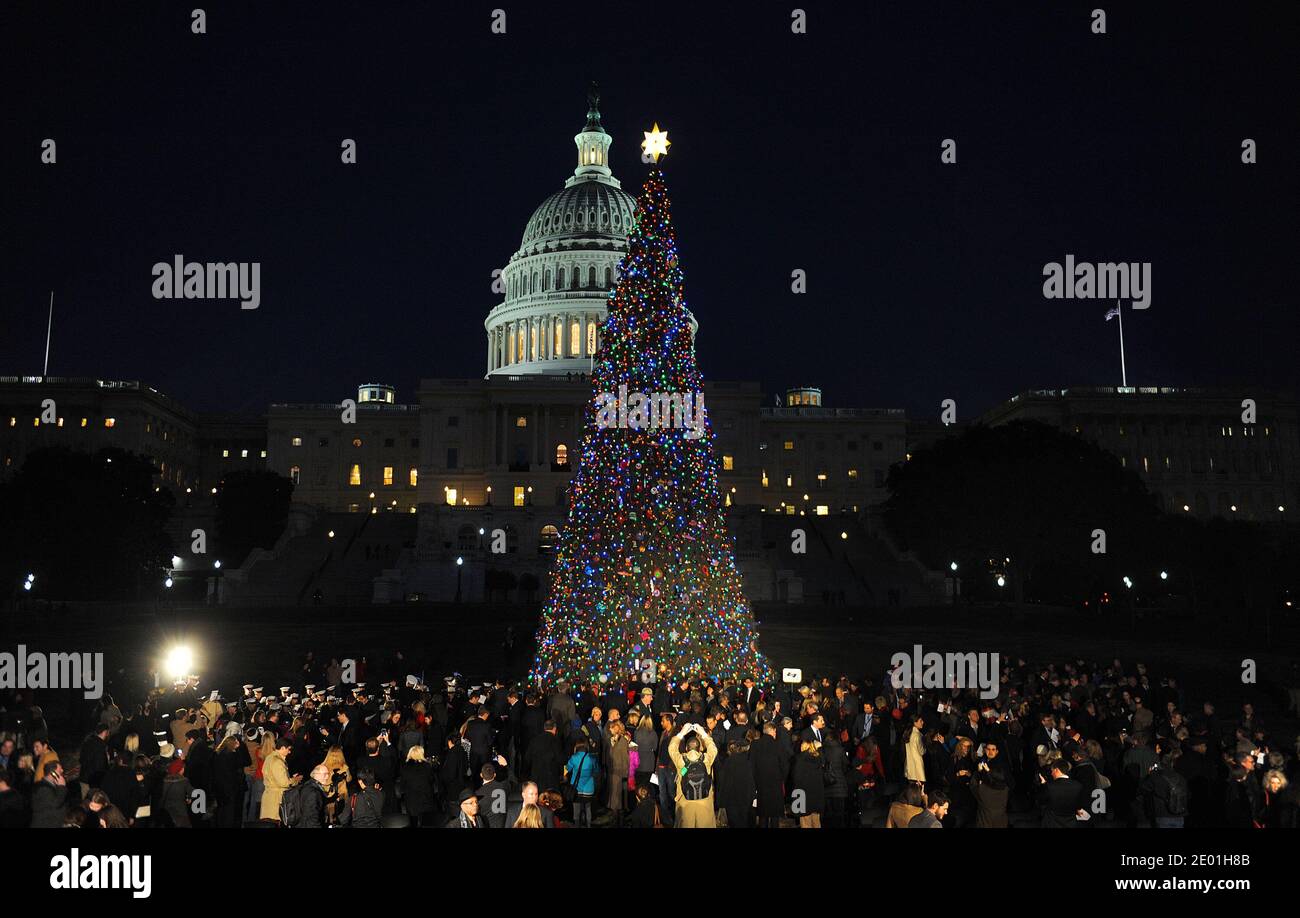 Capitol Christmas Tree 2022 Orientation Page 12 - Capitol Christmas Tree High Resolution Stock Photography And  Images - Alamy