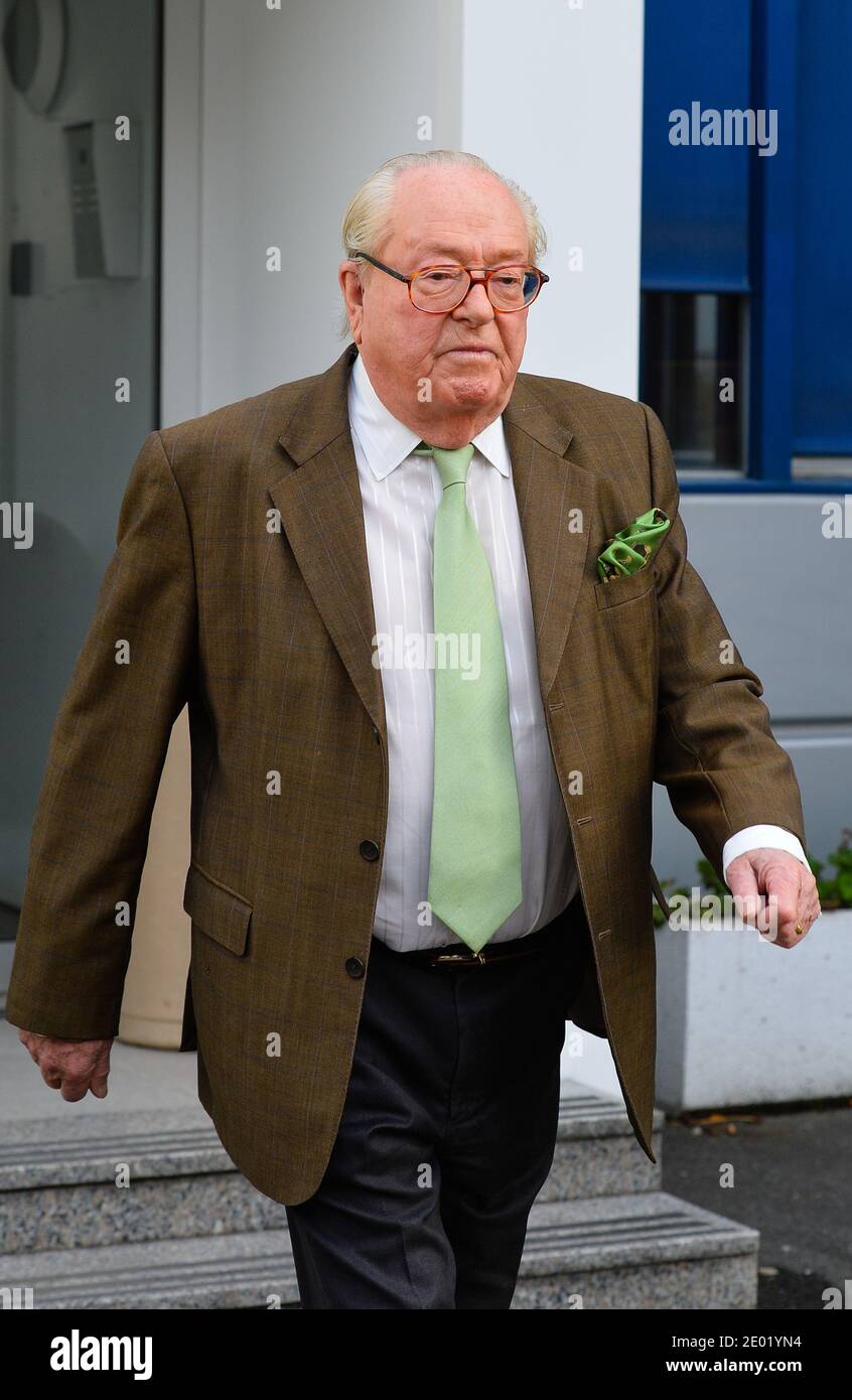 Jean-Marie Le Pen leaves Marine Le Pen' press conference at the party's headquarters on December 17, 2013 in Nanterre, a Paris. Photo by Christian Liewig/ABACAPRESS.COM Stock Photo