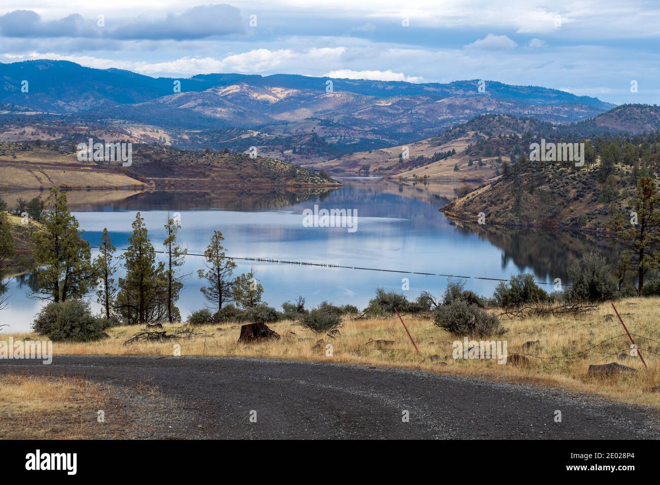The gravel road above the Iron Gate Dam Reservoir near Hornbrook