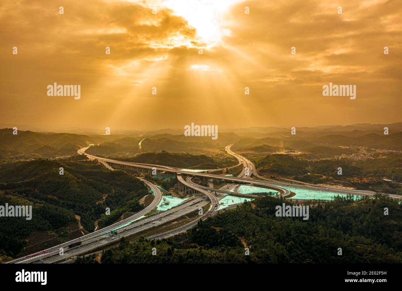 Guangzhou, China. 28th Dec, 2020. The length of expressways opened to traffic gets over 10,000 kilometers in Guangdong, China on 28th December, 2020.(Photo by TPG/cnsphotos) Credit: TopPhoto/Alamy Live News Stock Photo