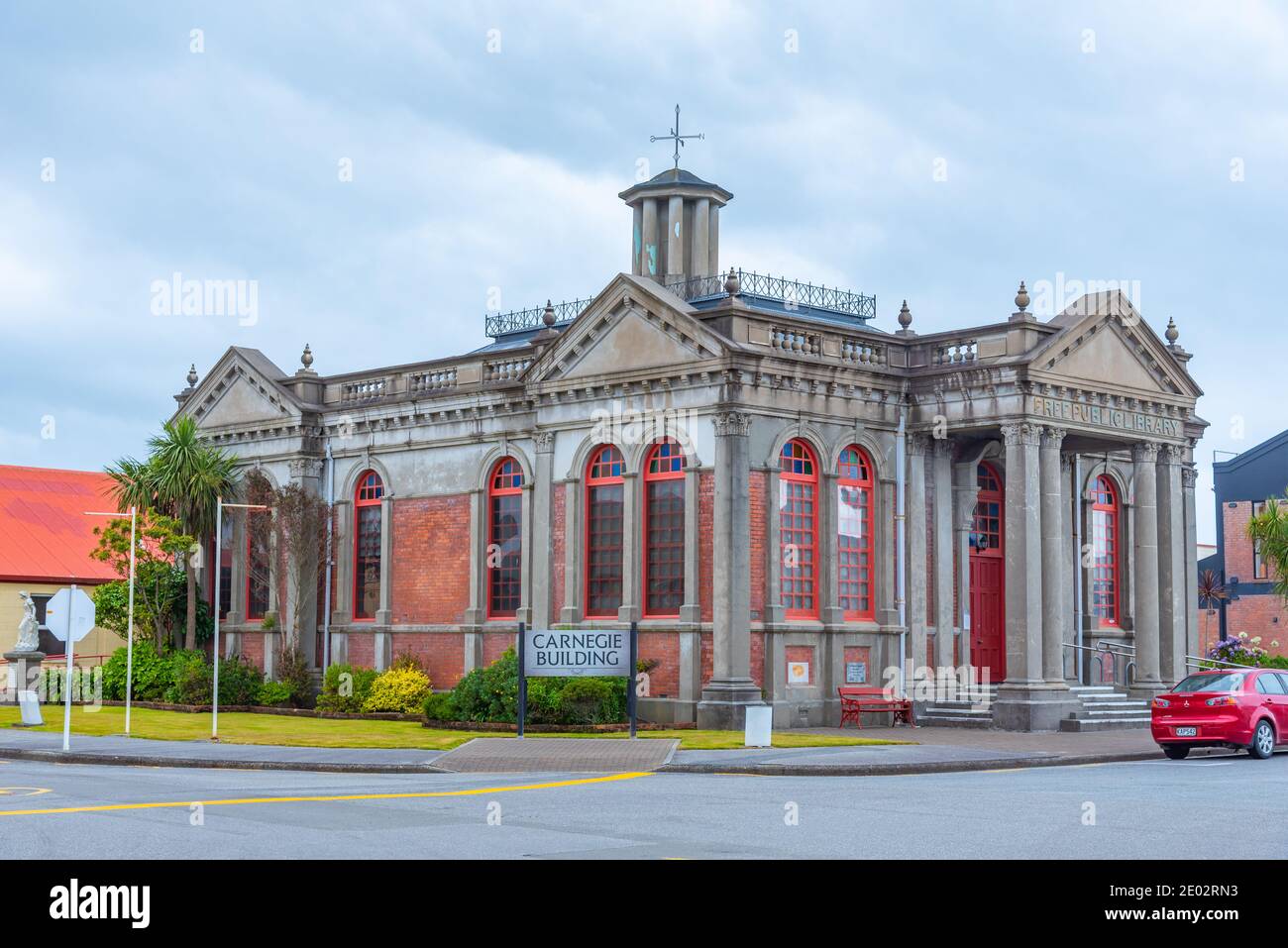 Free public library at Hokitika, New Zealand Stock Photo Alamy