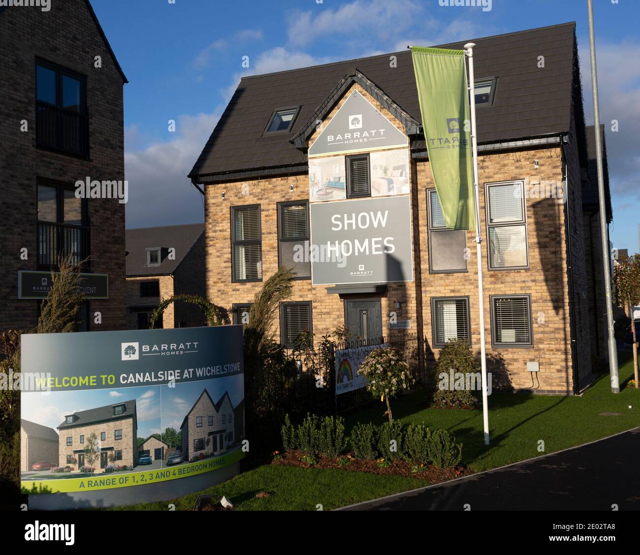 Barratt Homes housing development, Canalside, Wichelstowe, Swindon, England, UK Stock Photo Alamy