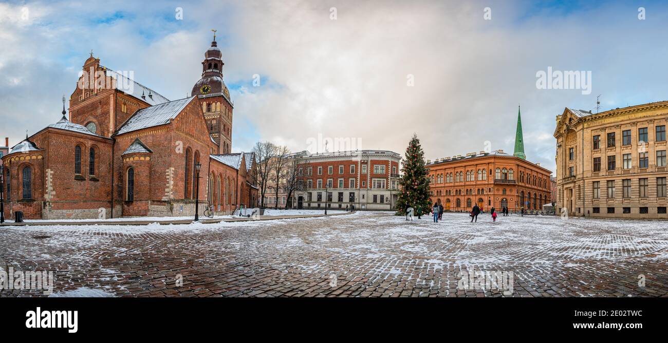 Panoramic view of Dome cathedral on Dome square with decorated Christmas tree in Riga, Latvia Stock Photo