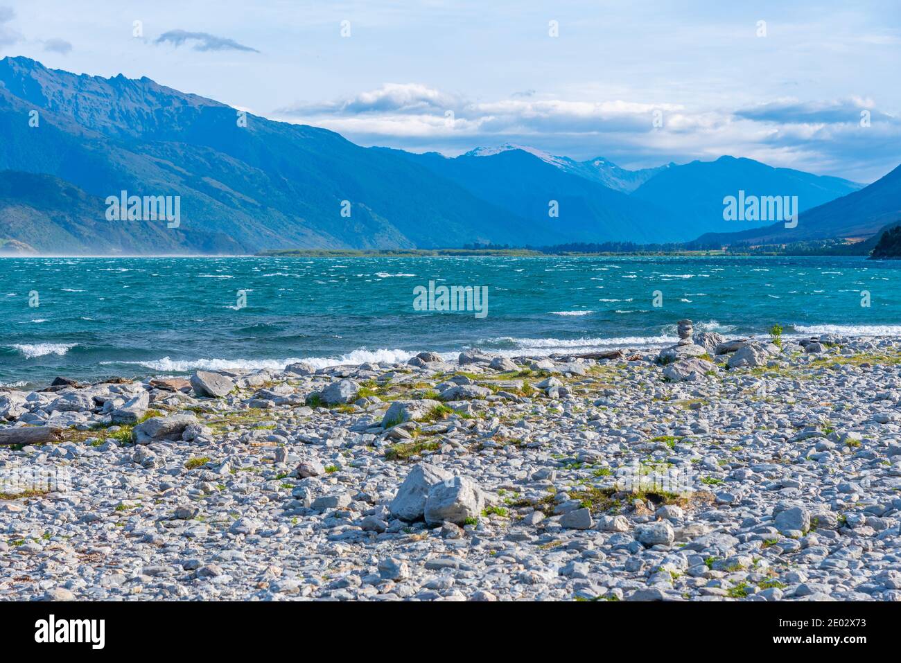 Lake Wanaka At South island of New Zealand Stock Photo - Alamy